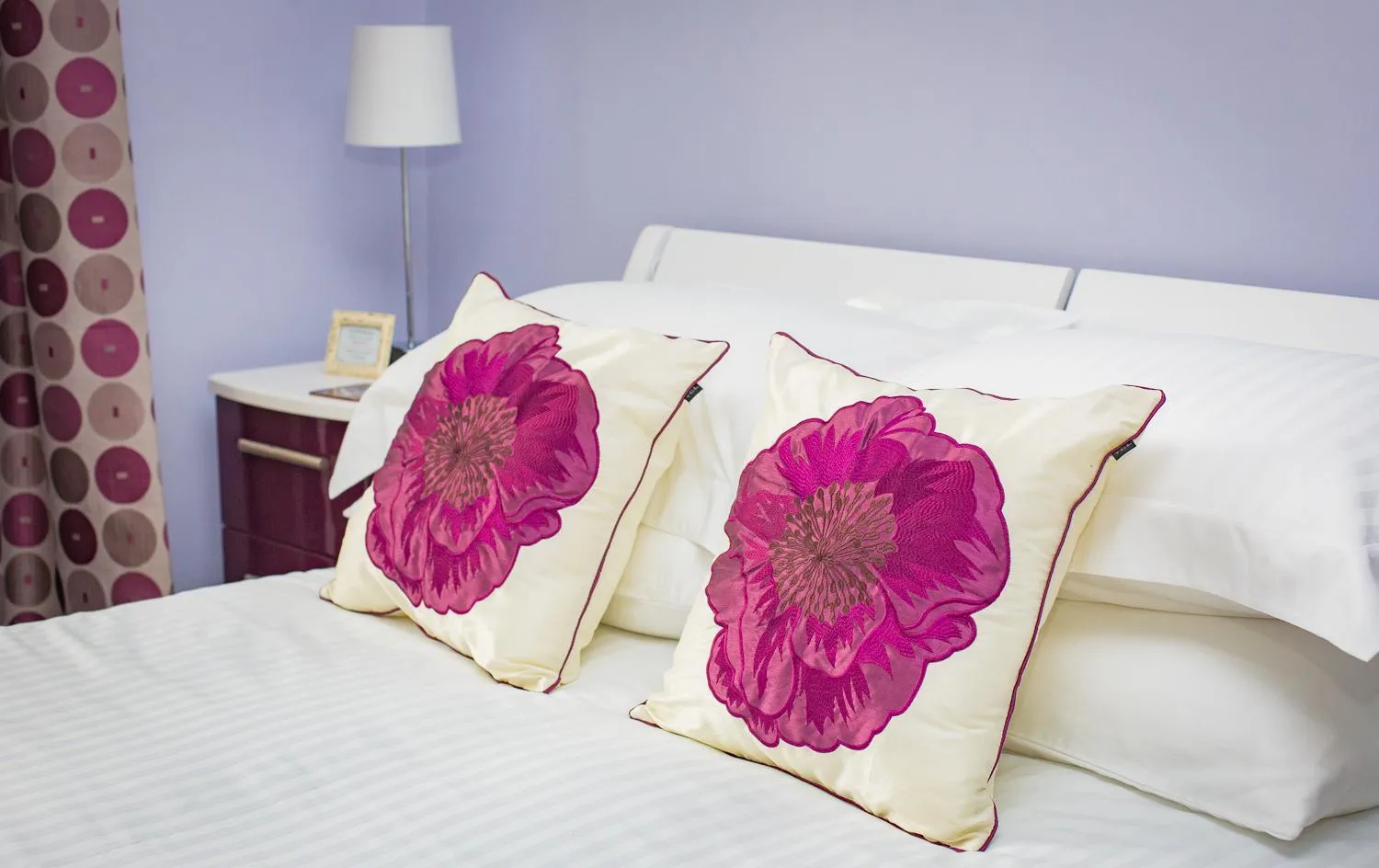 Bed in Studios At Glenthorne