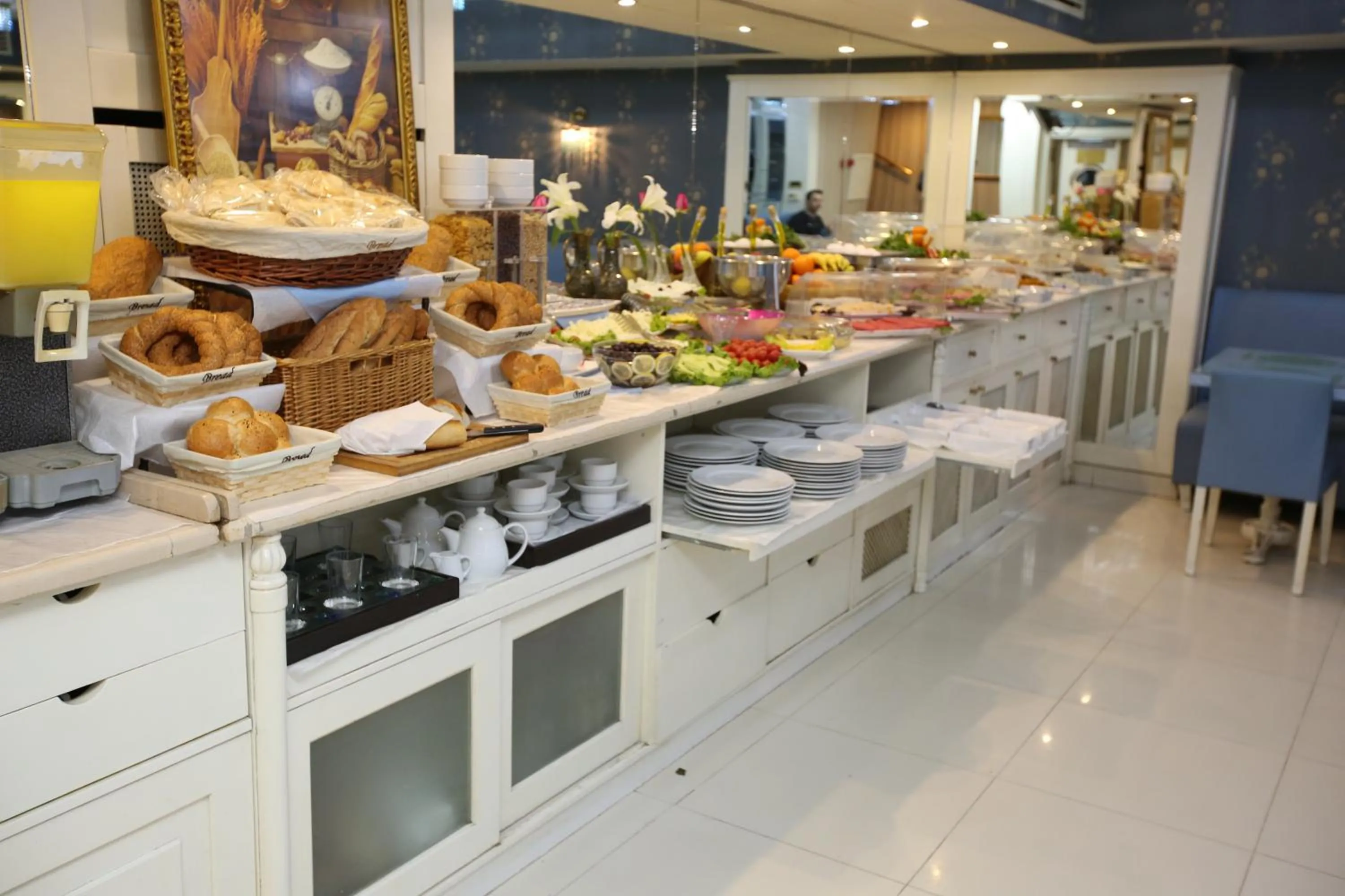 Breakfast in Eterno Hotel