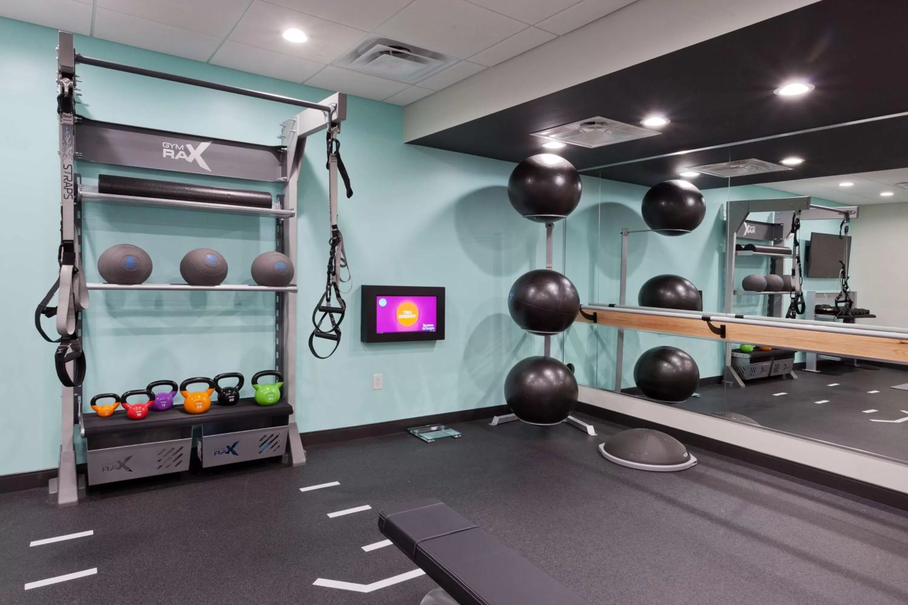 Fitness centre/facilities in Tru By Hilton Prattville