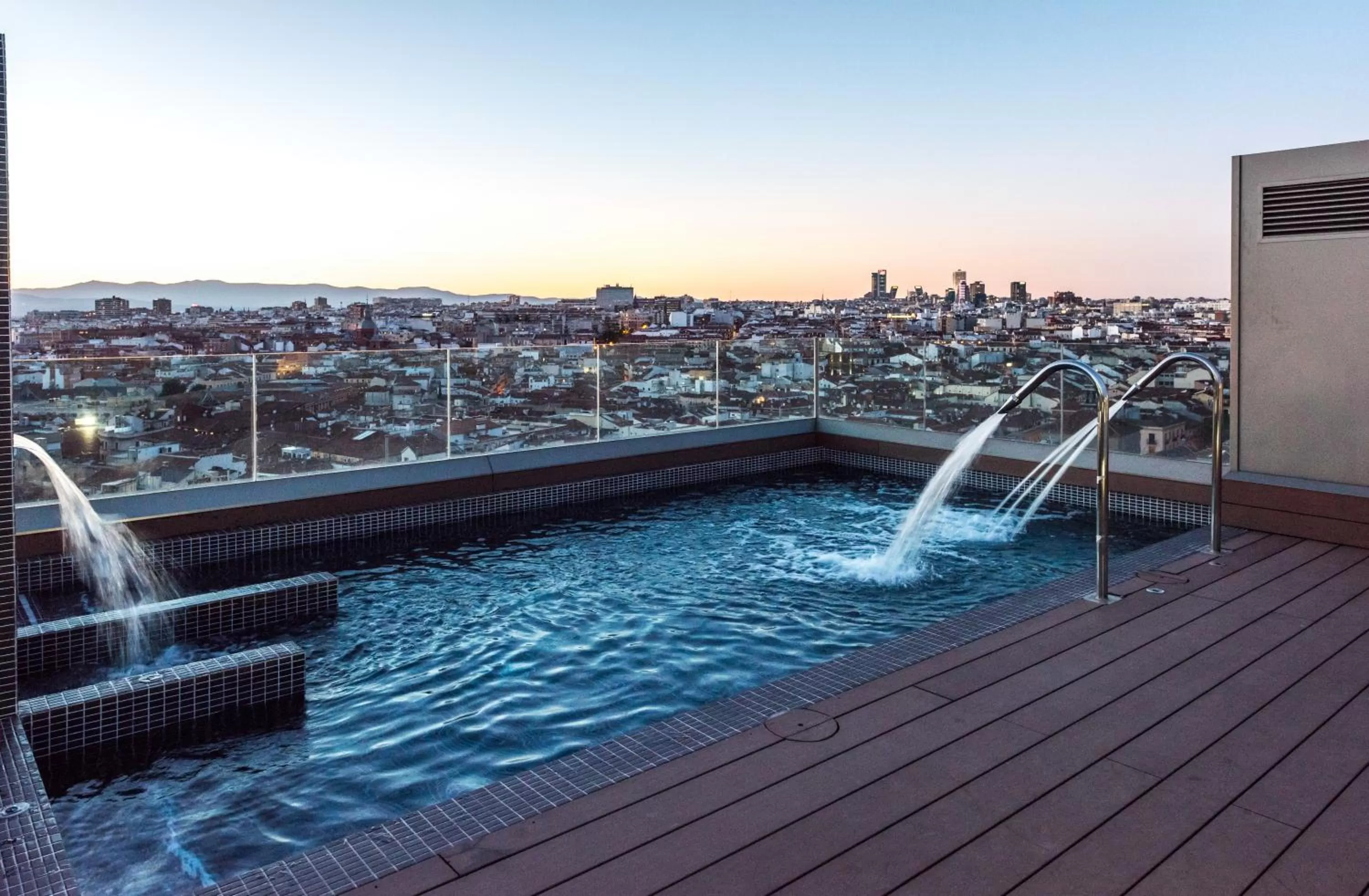 City view in Gran View Apartments