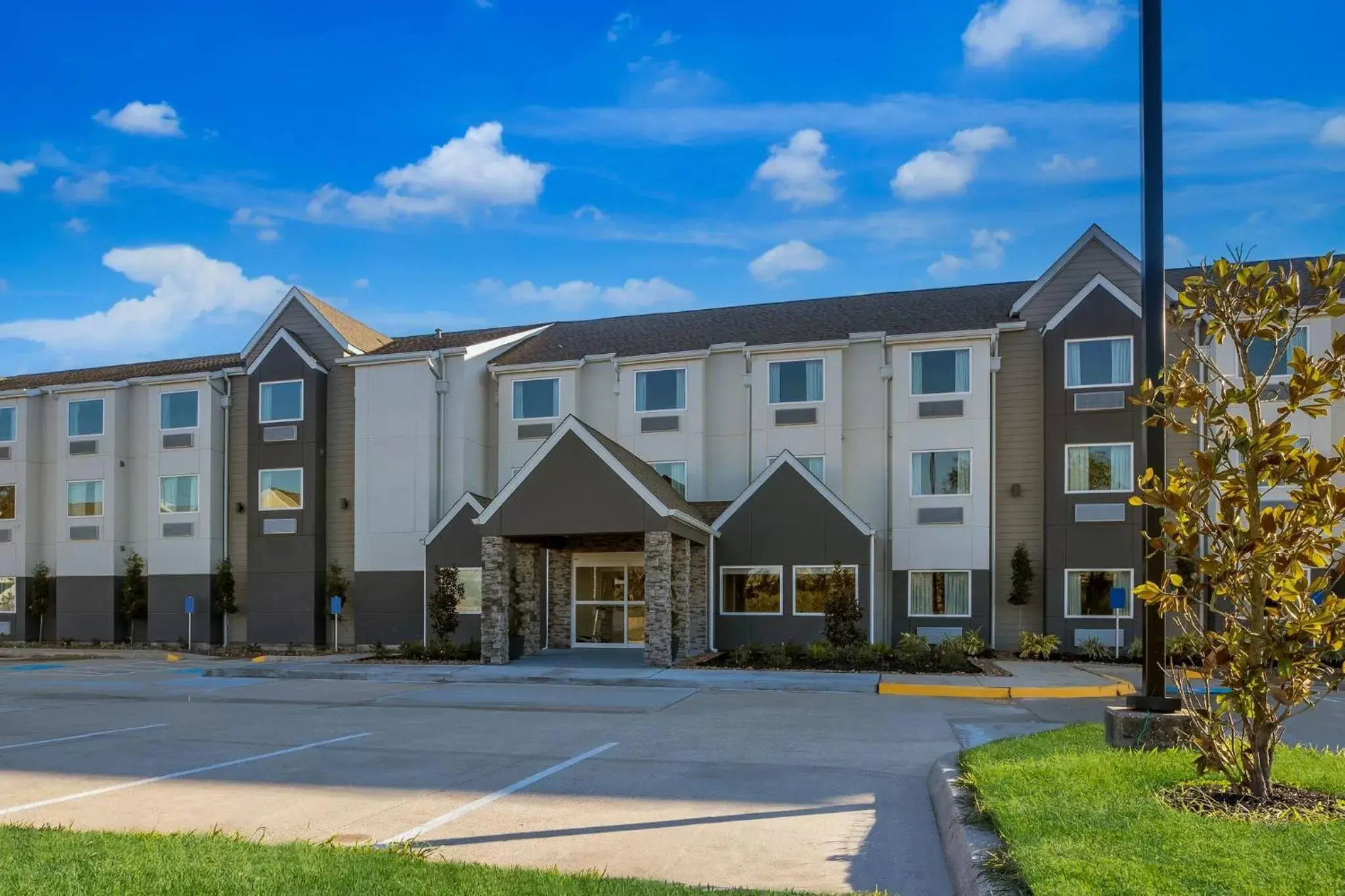 Property Building in Red Roof Inn Sulphur