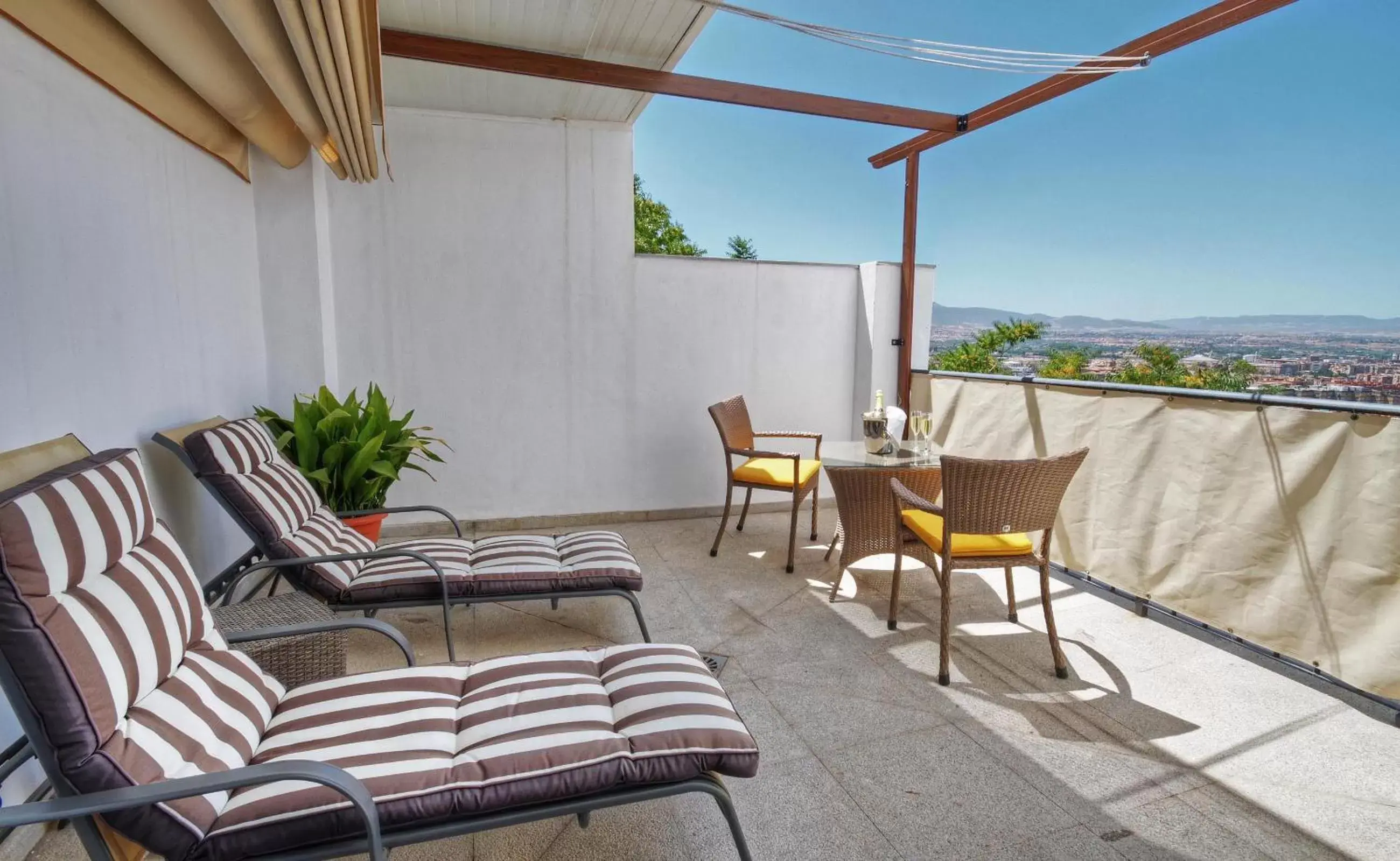 Balcony/Terrace in Hotel Mirador Arabeluj