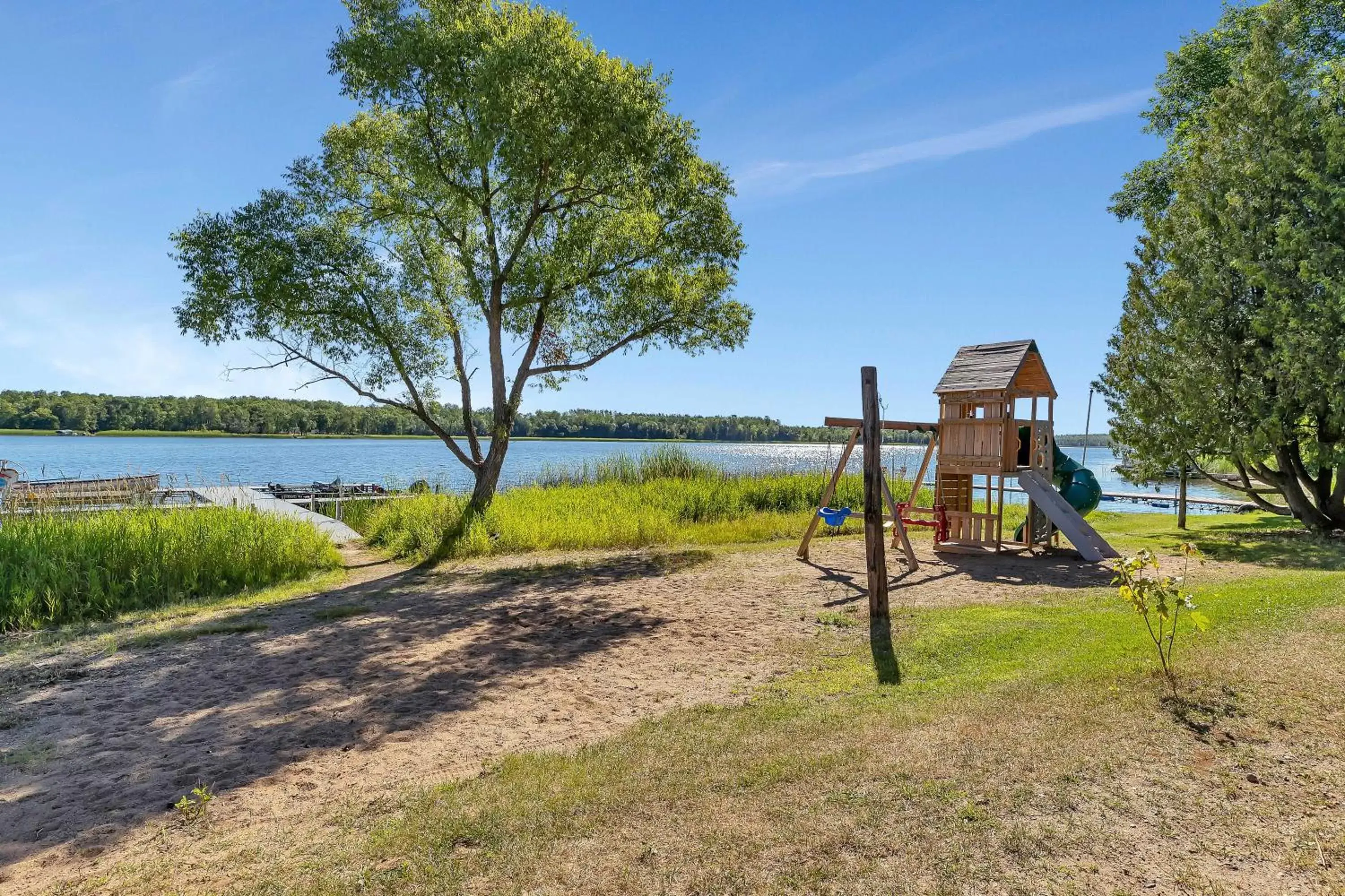 Children play ground, Children's Play Area in Blue Moon Resort & Motel