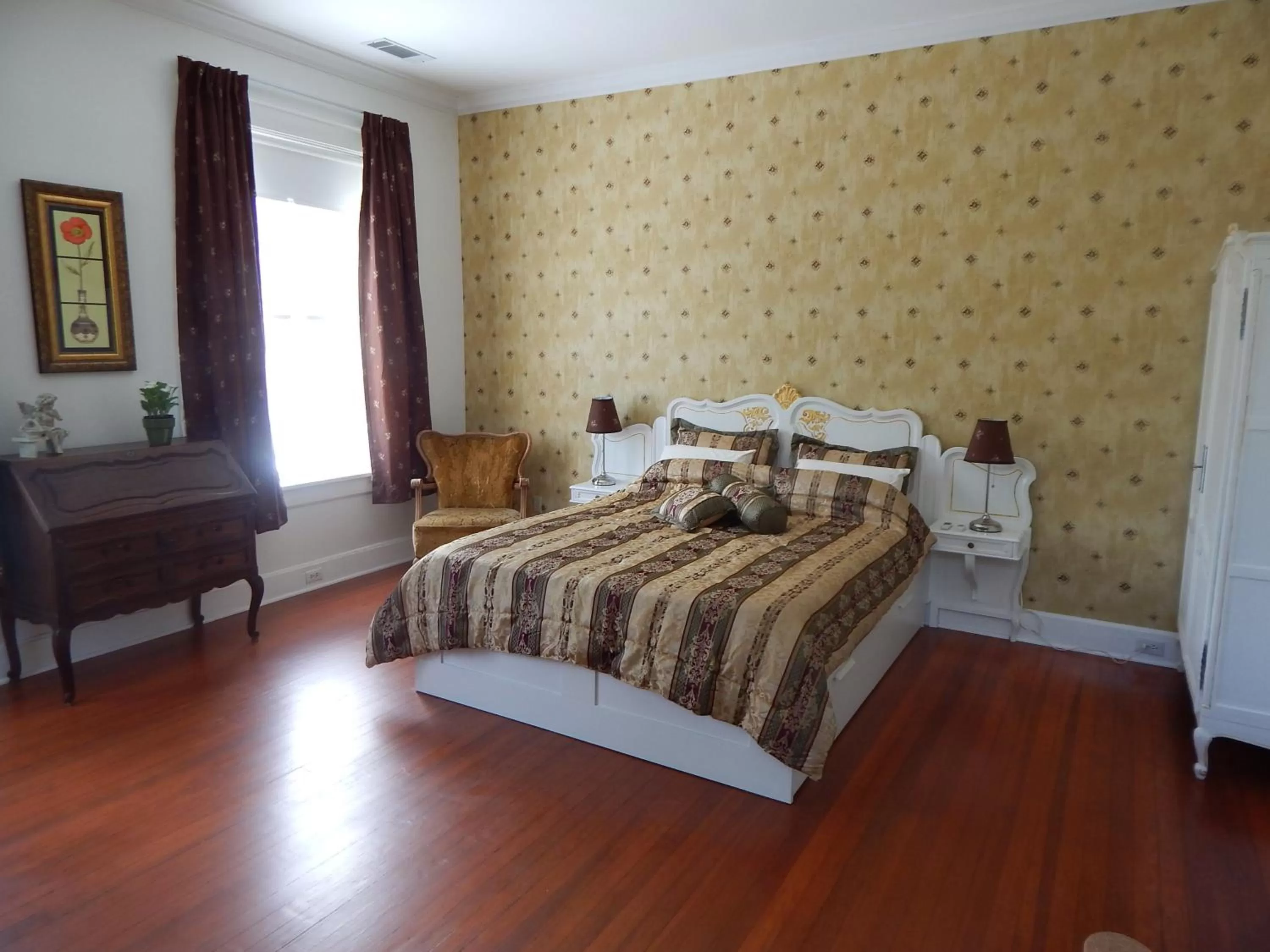 Bedroom, Bed in Fruits of Vienna B&B