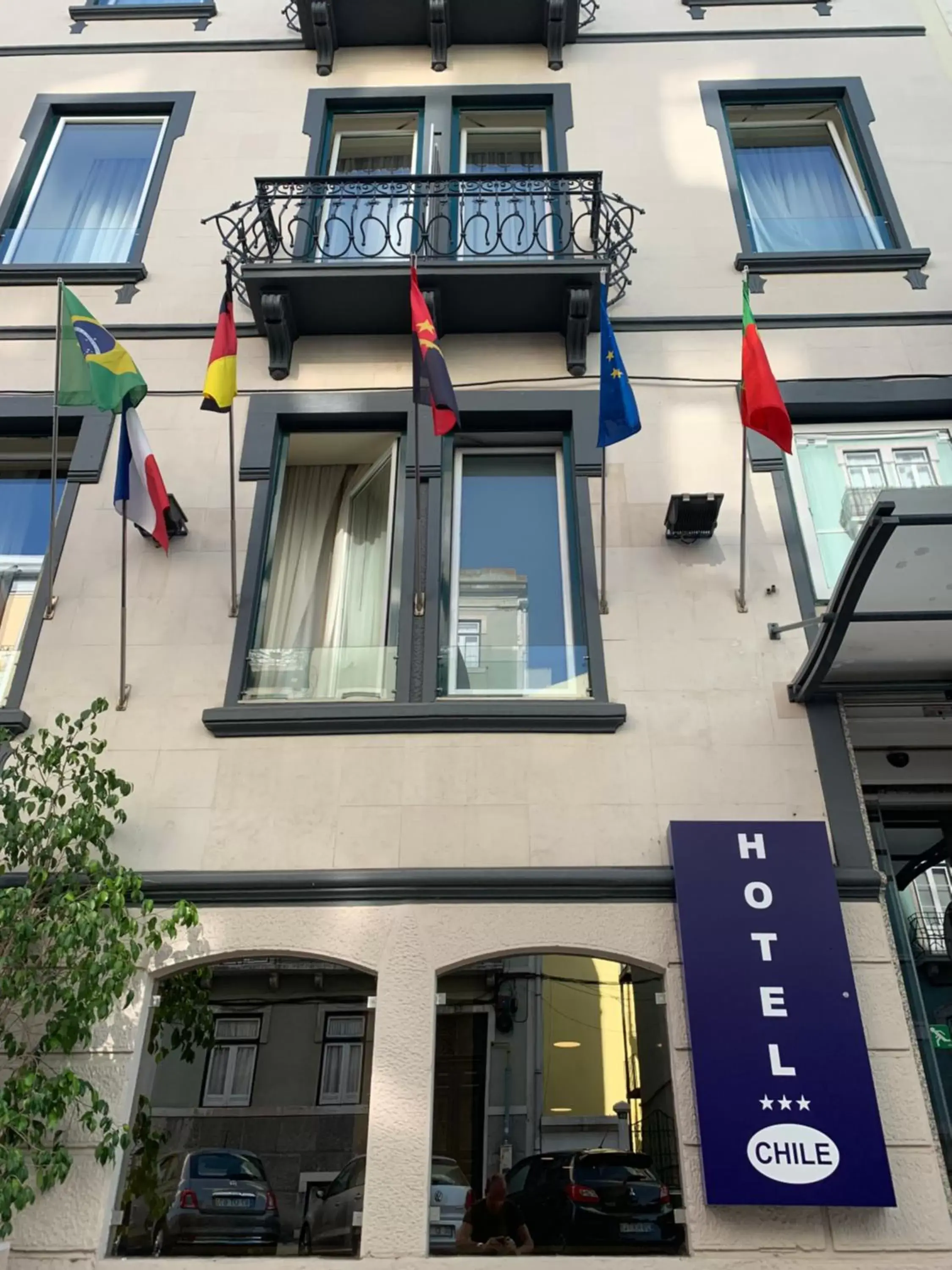 Facade/entrance in Hotel Do Chile