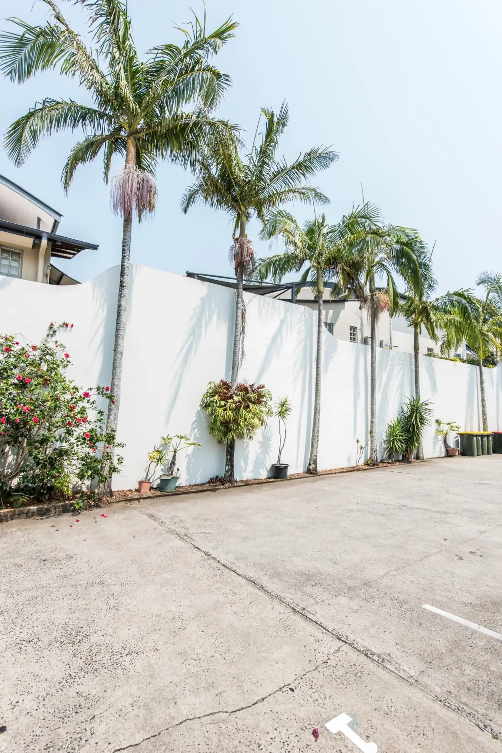 Facade/entrance in Hibiscus Motel Facade/entrance in Hibiscus Motel