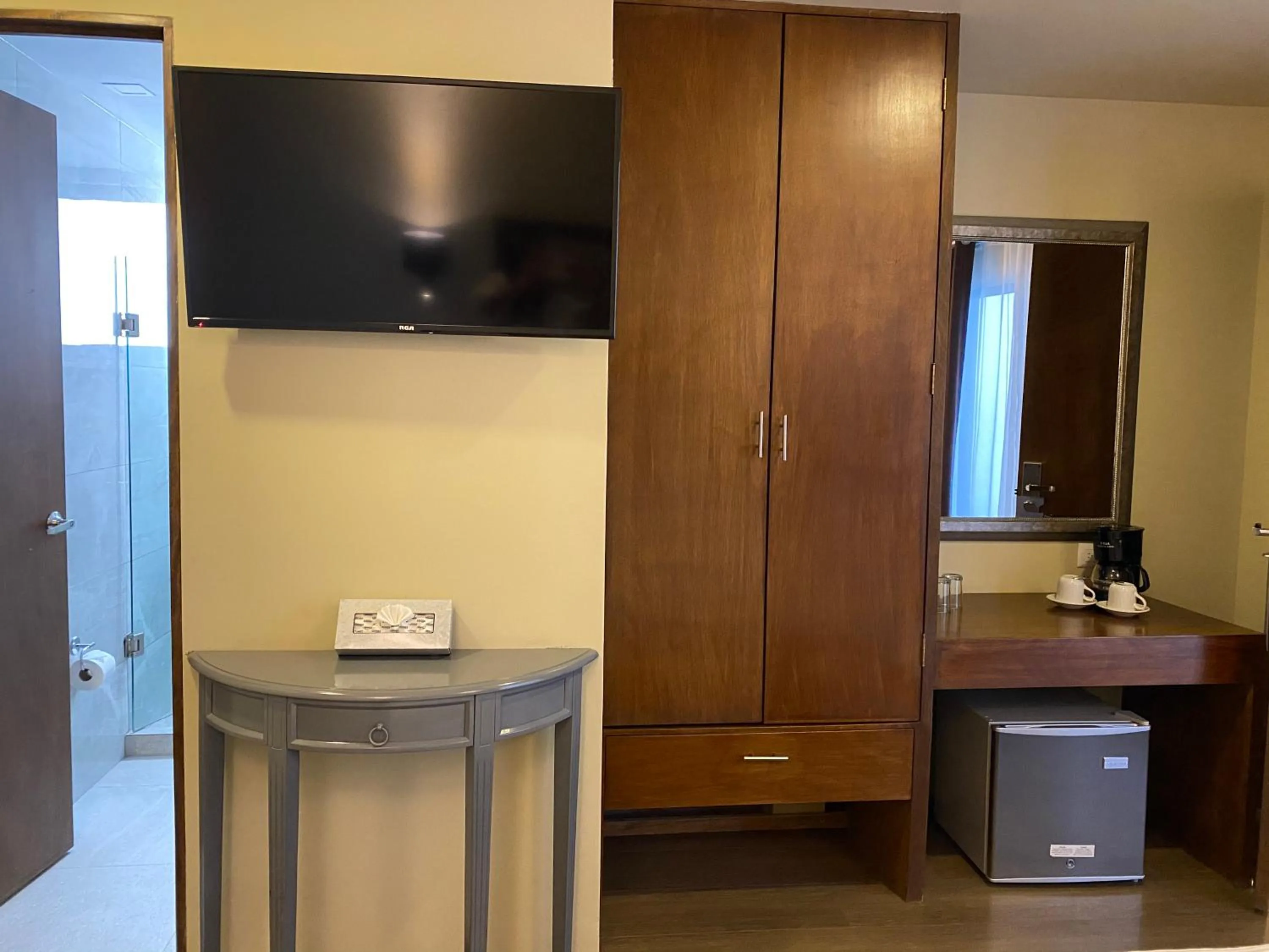 Bathroom in Suites Lerma 205