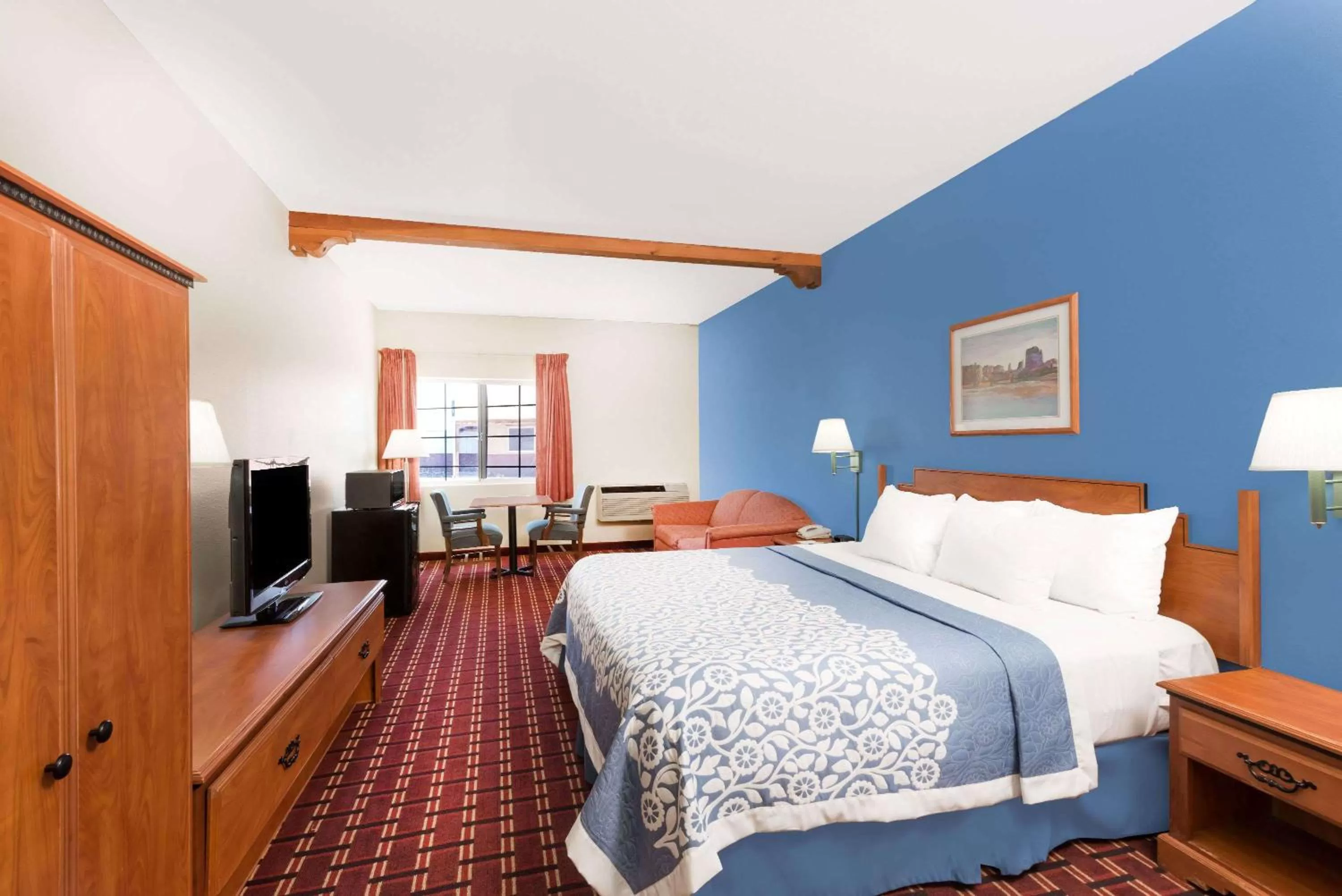 Photo of the whole room, Bed in Days Inn & Suites by Wyndham Lordsburg