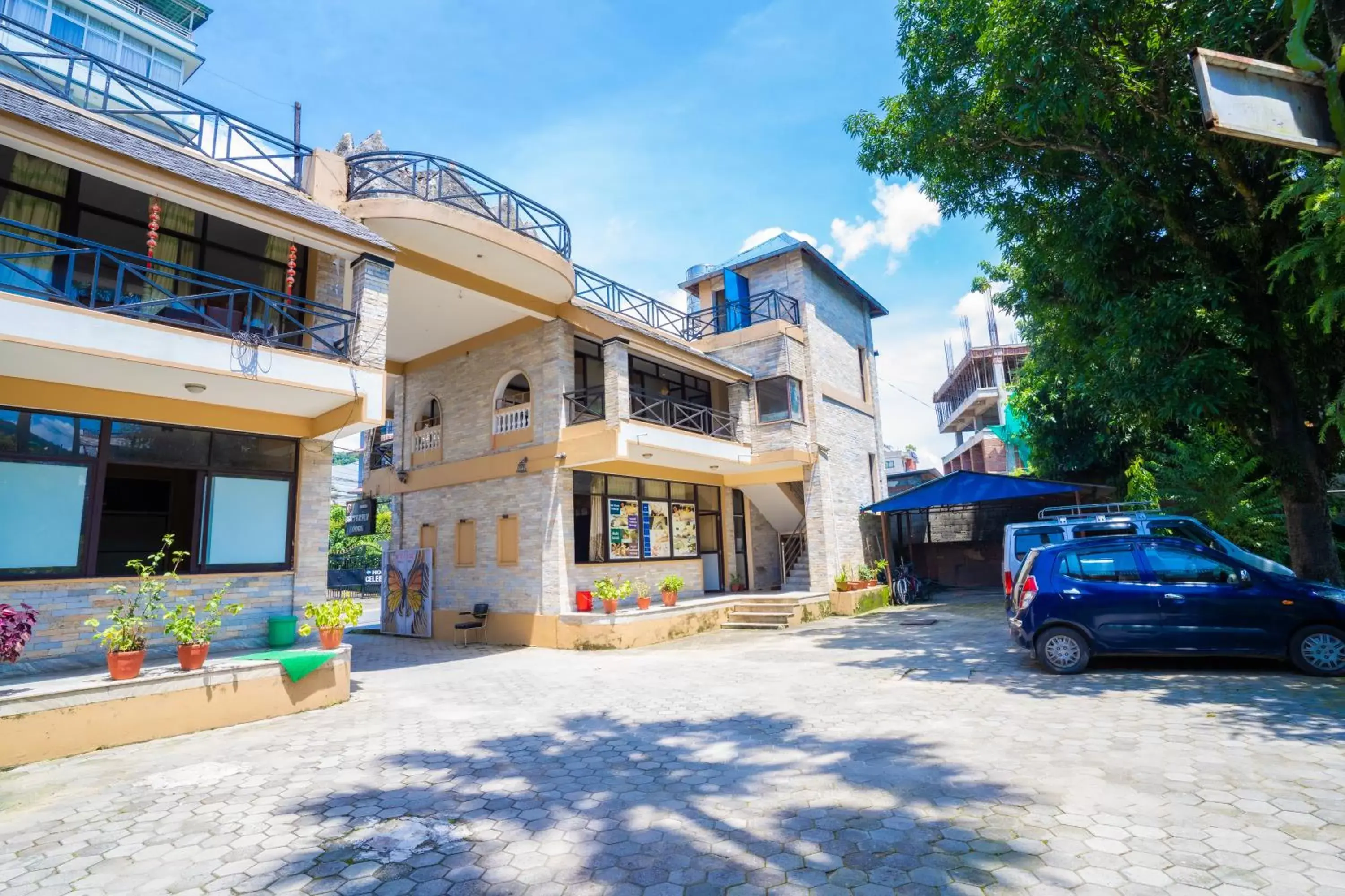 Property Building in Butterfly Lodge