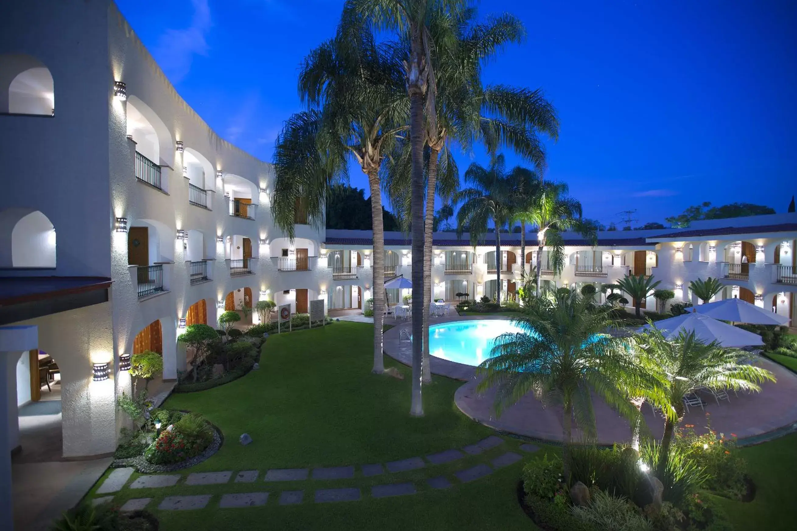 Garden, Property Building in Hotel Guadalajara Plaza Ejecutivo Lopez Mateos