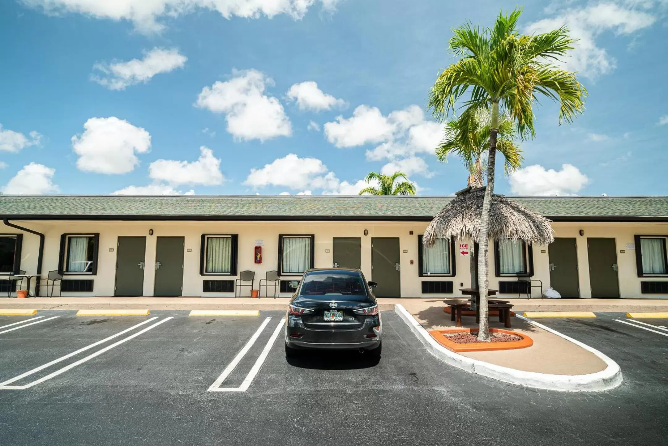 Property Building in Travelodge by Wyndham Florida City/Homestead/Everglades