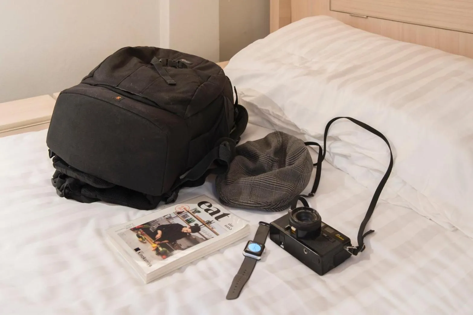 Kinnon Deluxe Hostel Coworking Cafe