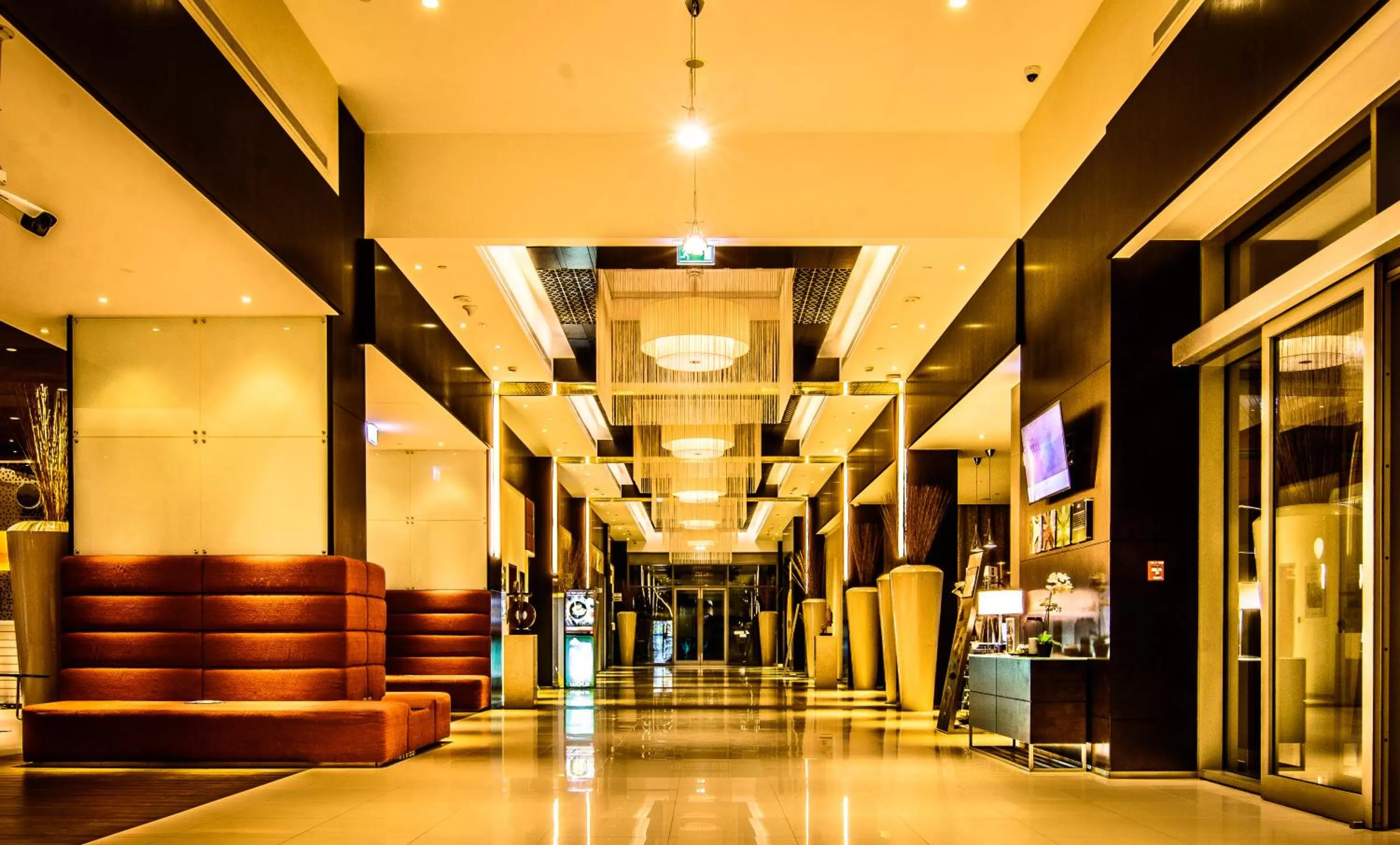Lobby or reception in ibis Dubai One Central