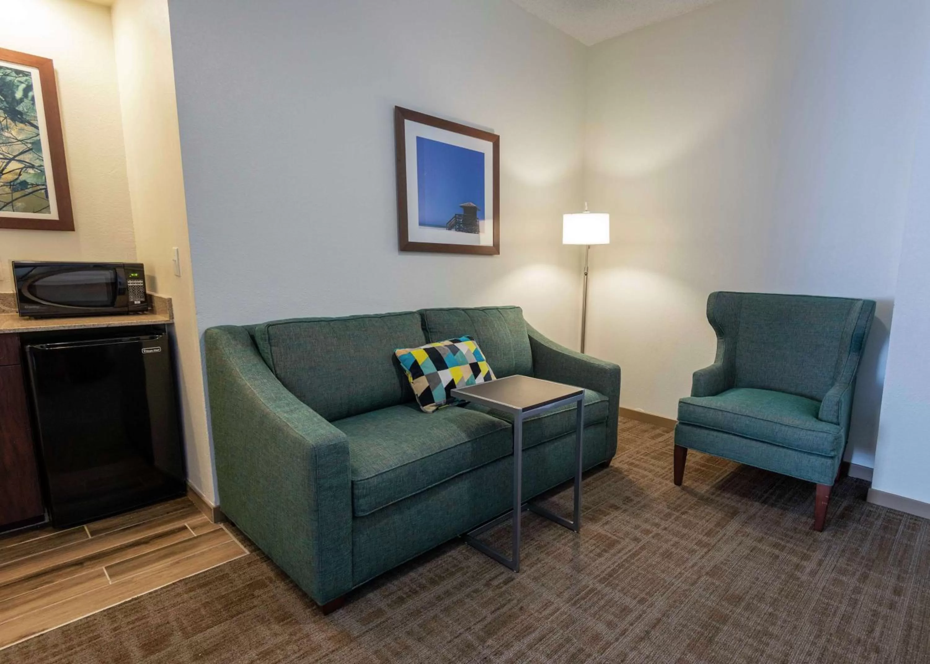 Living room in Hampton Inn Boca Raton