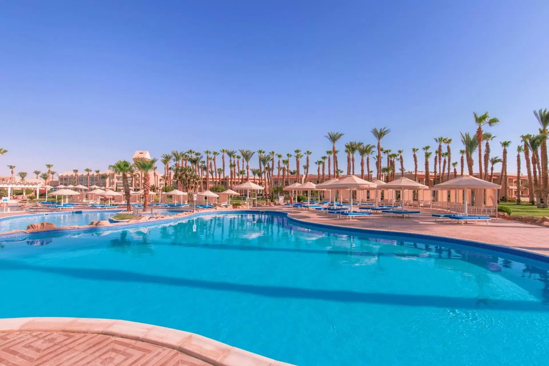 Swimming Pool in Beach Albatros Resort - Hurghada