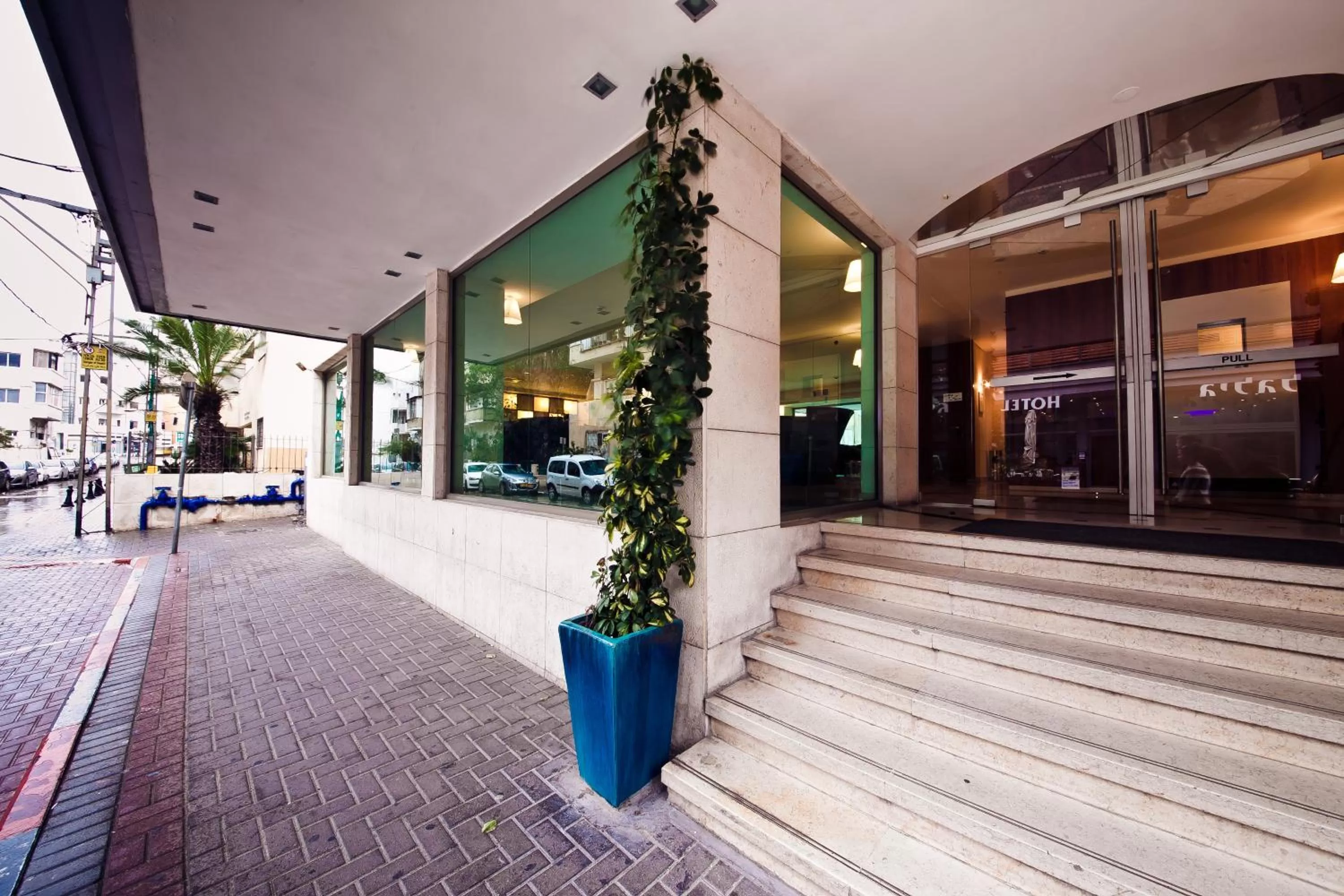 Facade/entrance in SeaNet Hotel By AFI Hotels