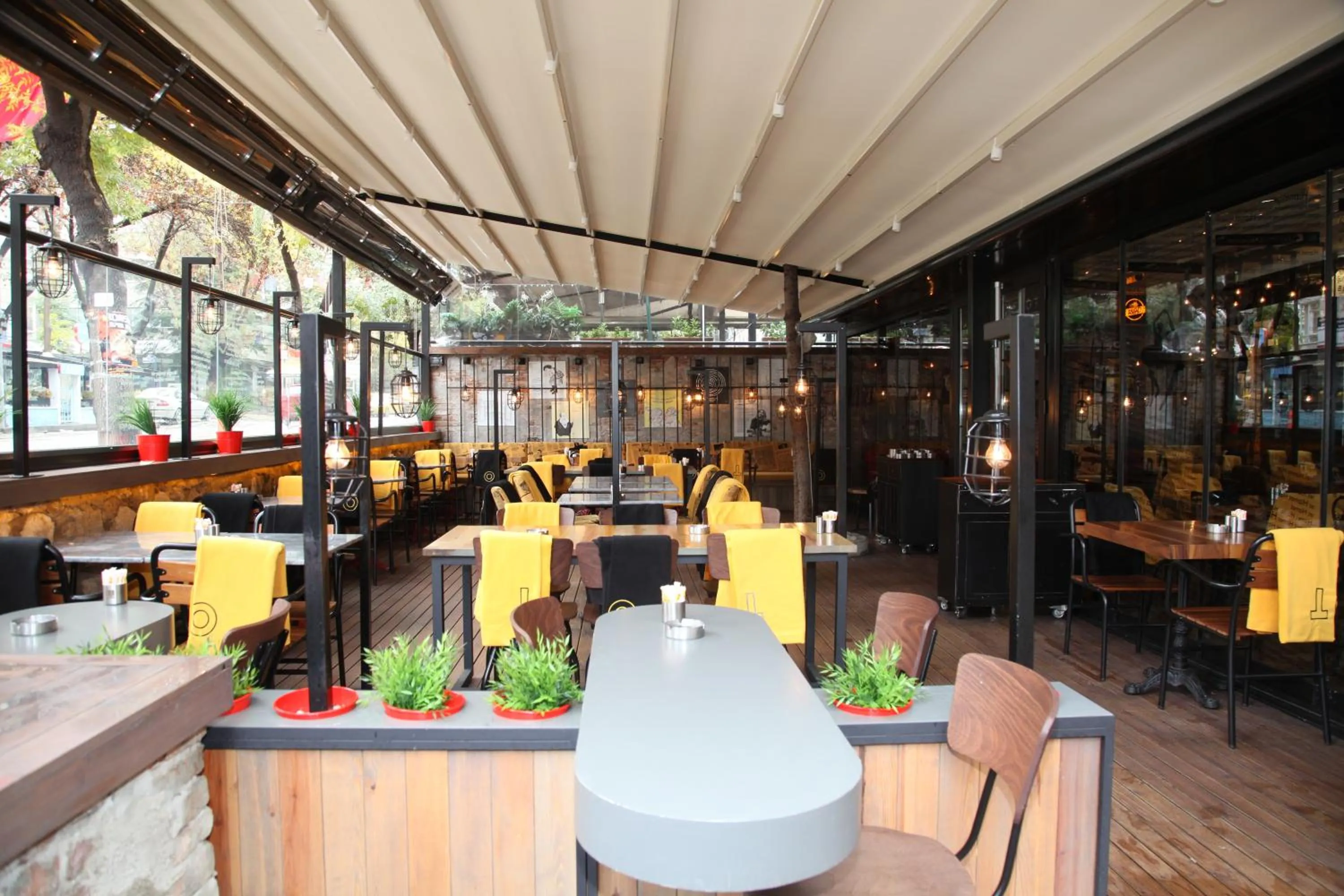 Food and drinks in Sonno Boutique Rooms & Suites