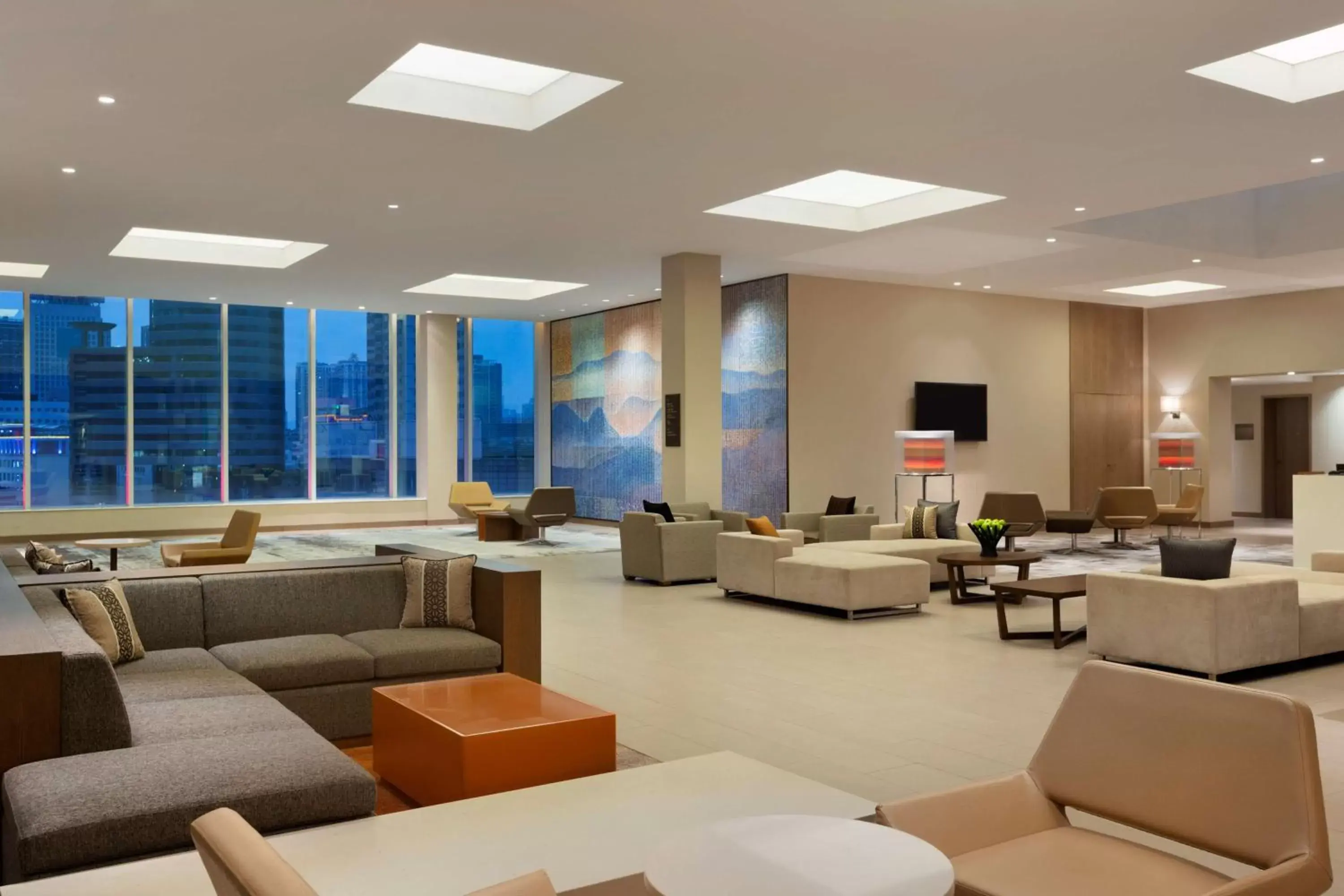 Lobby or reception in Hyatt Place Shenzhen Dongmen Lobby or reception in Hyatt Place Shenzhen Dongmen