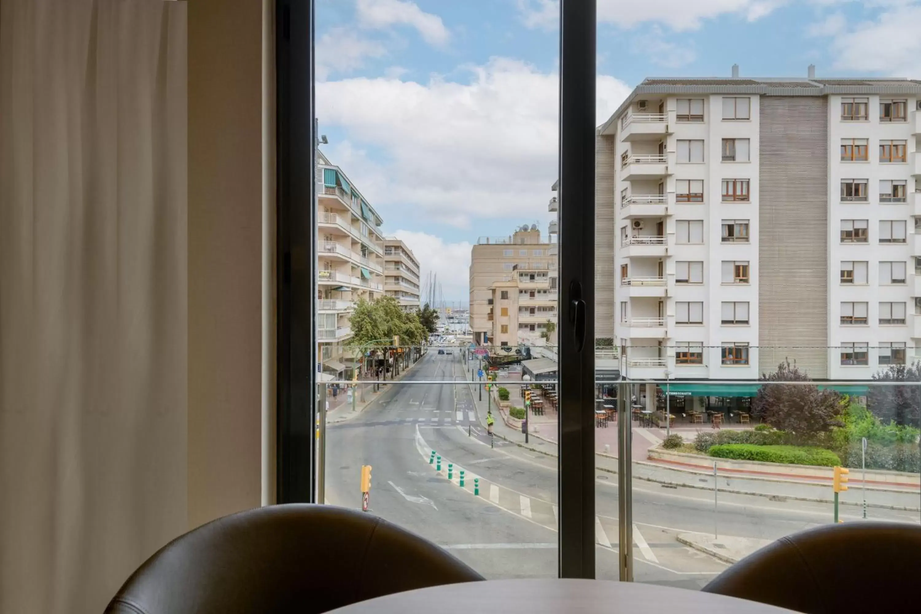 Photo of the whole room in AC Hotel Ciutat de Palma by Marriott