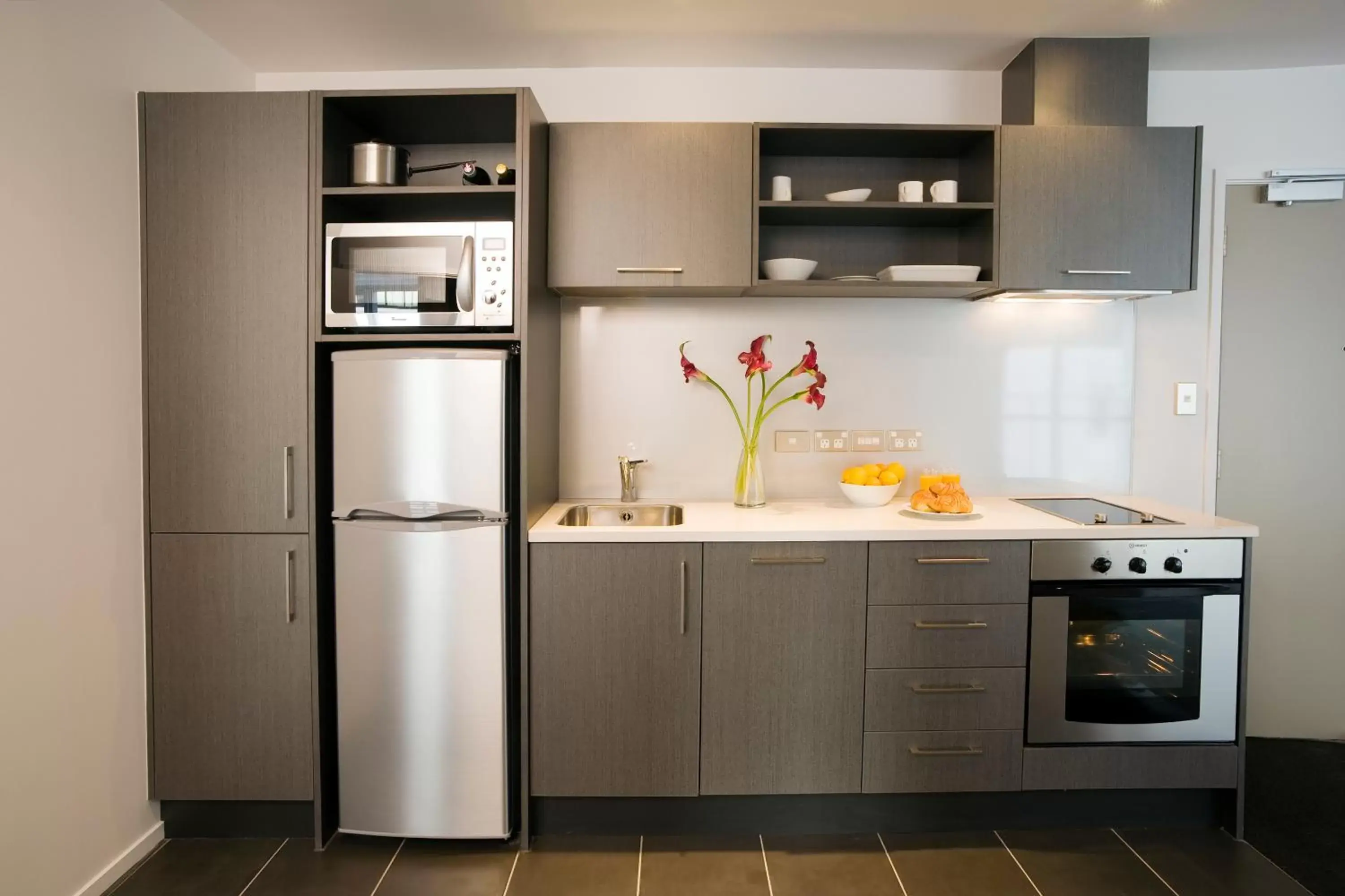 Kitchen or kitchenette, Kitchen/Kitchenette in Barclay Suites