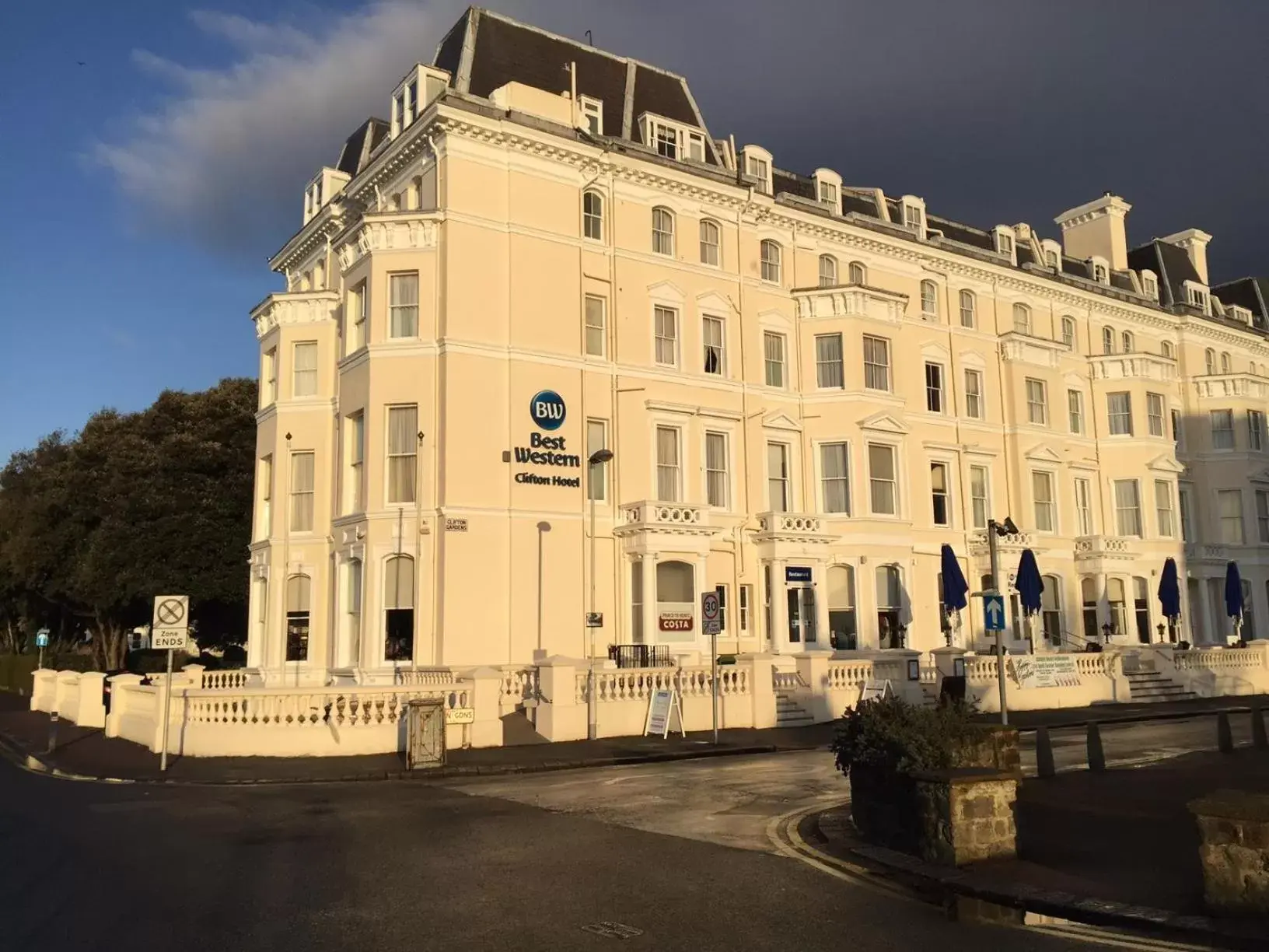 Property Building in Best Western Clifton Hotel- One of the best coastal views in Folkestone