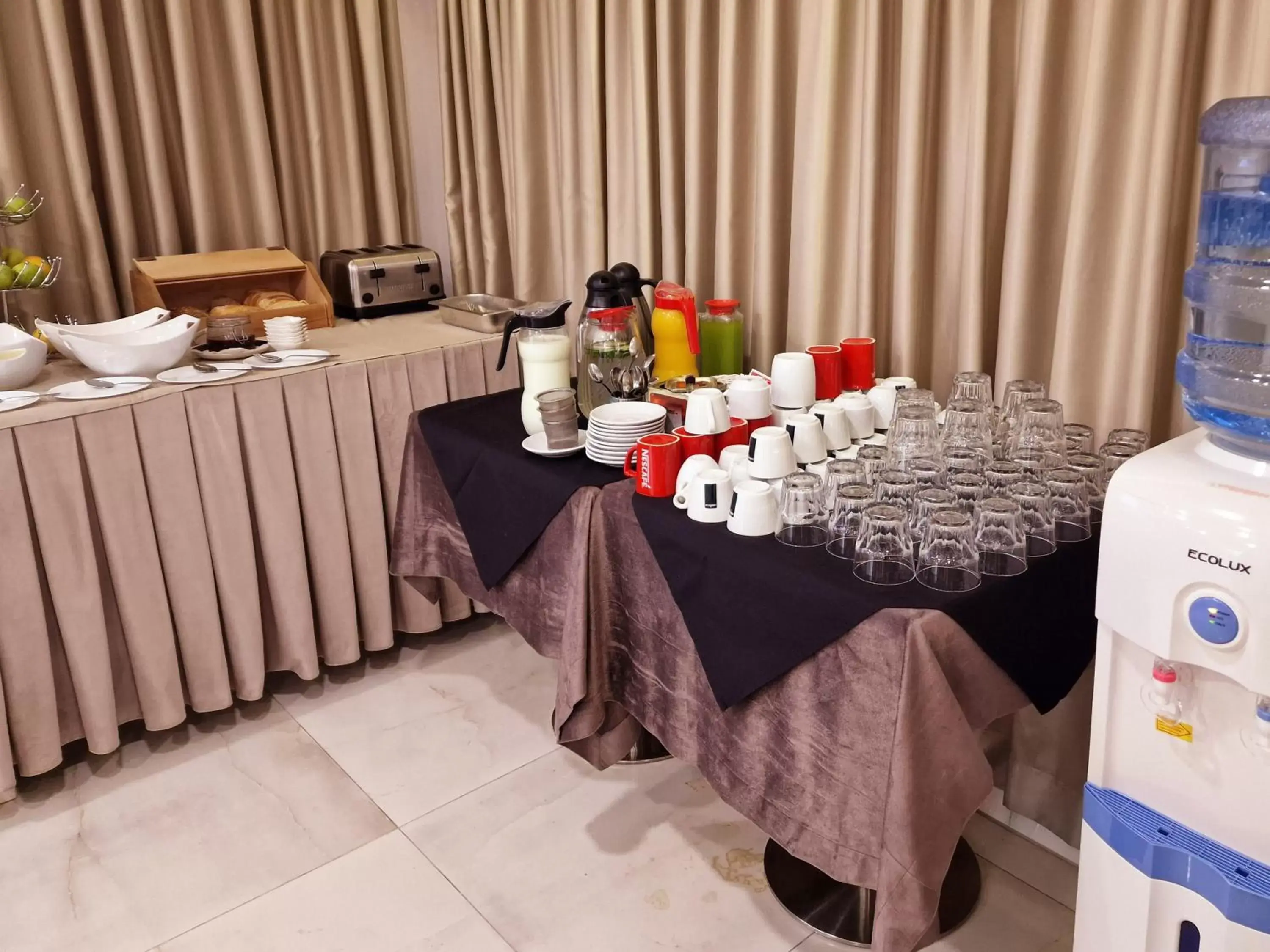 Breakfast in Senator Hotel Breakfast in Senator Hotel