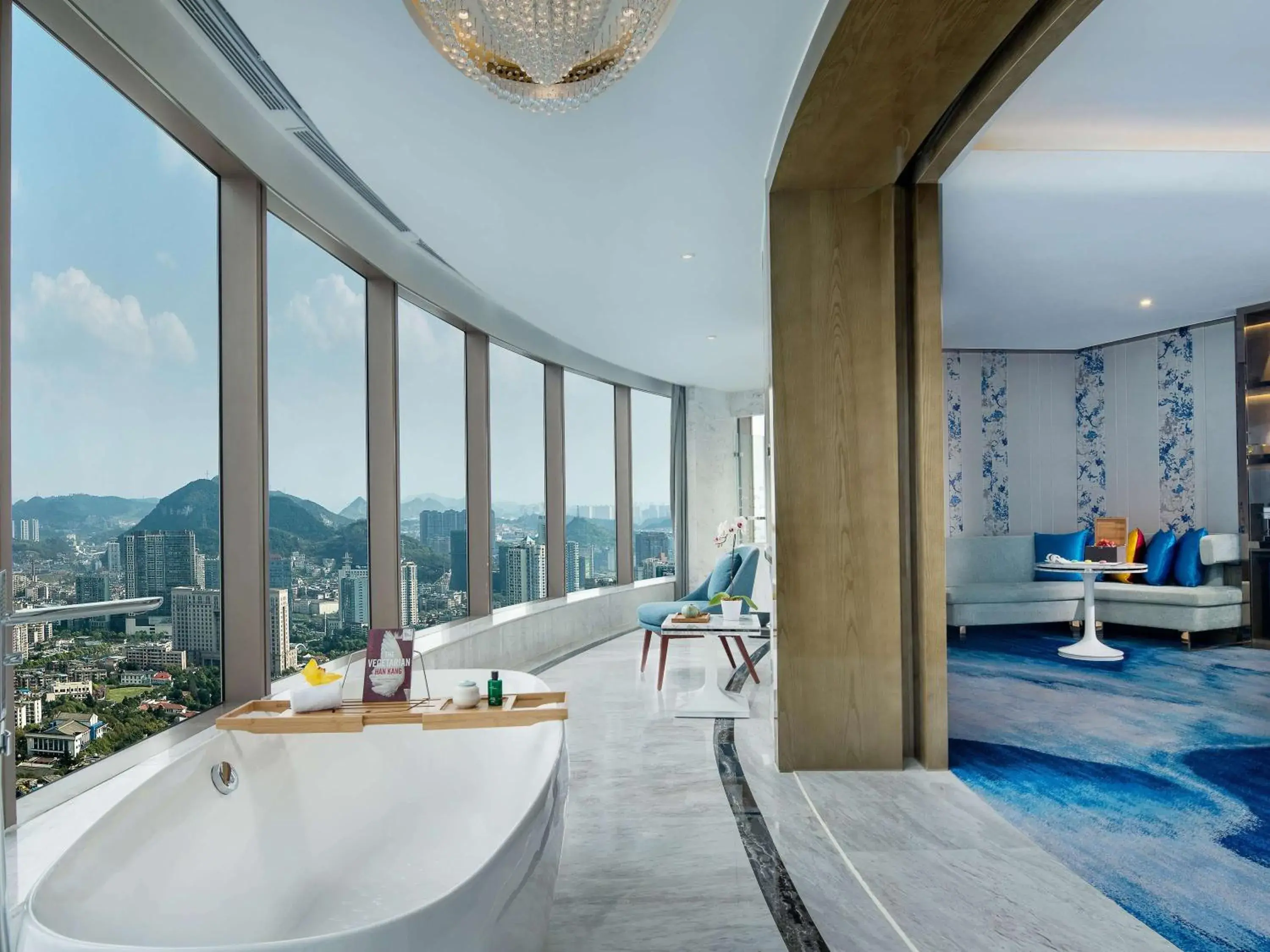 Photo of the whole room, Mountain View in Sofitel Guiyang Hunter