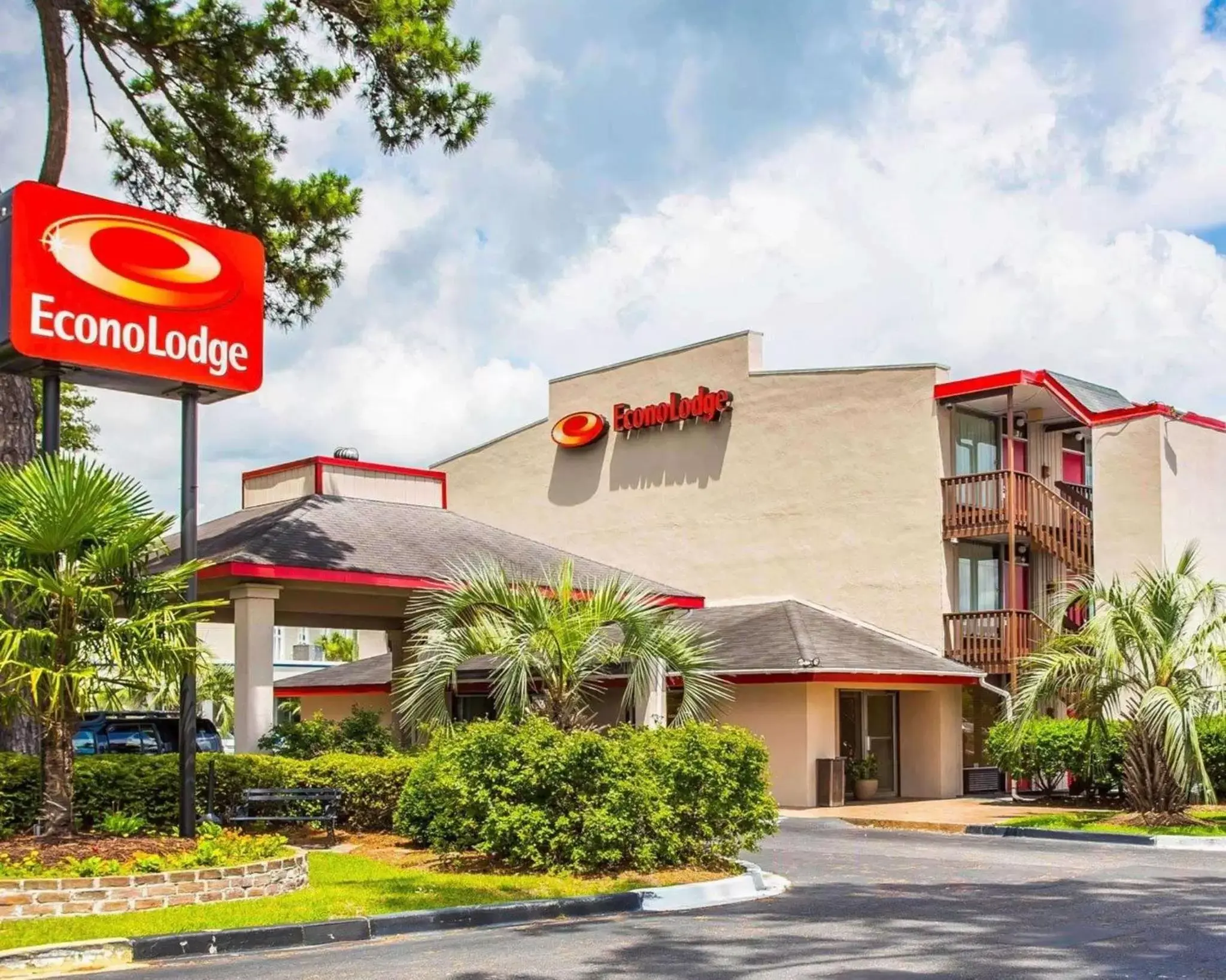 Property Building in Econo Lodge Summerville