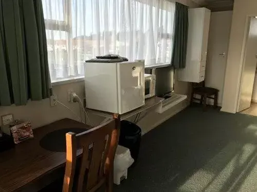 Dining Area in Ascot Oamaru Motel