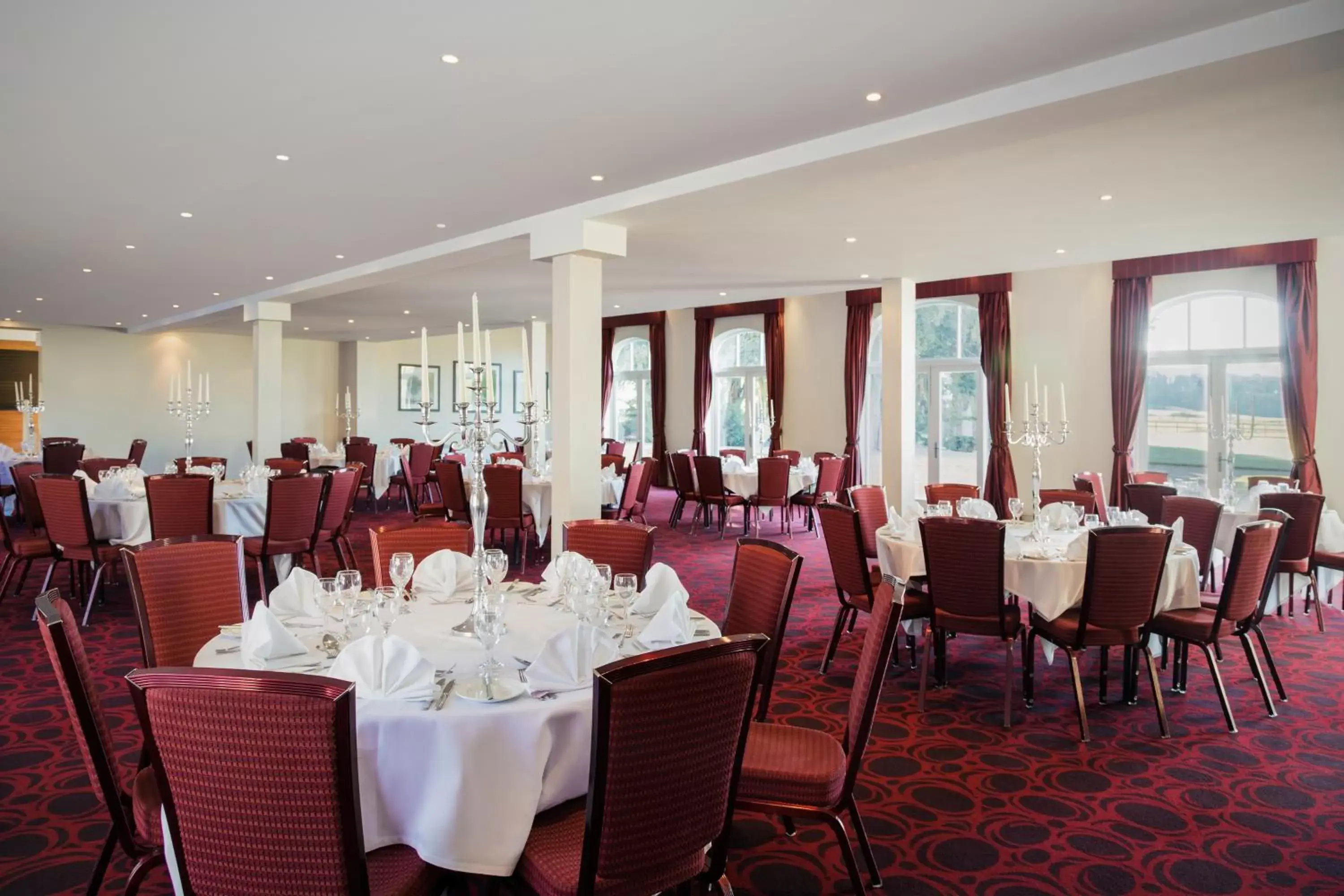 Banquet/Function facilities, Restaurant/Places to Eat in Mercure Warwickshire Walton Hall Hotel & Spa