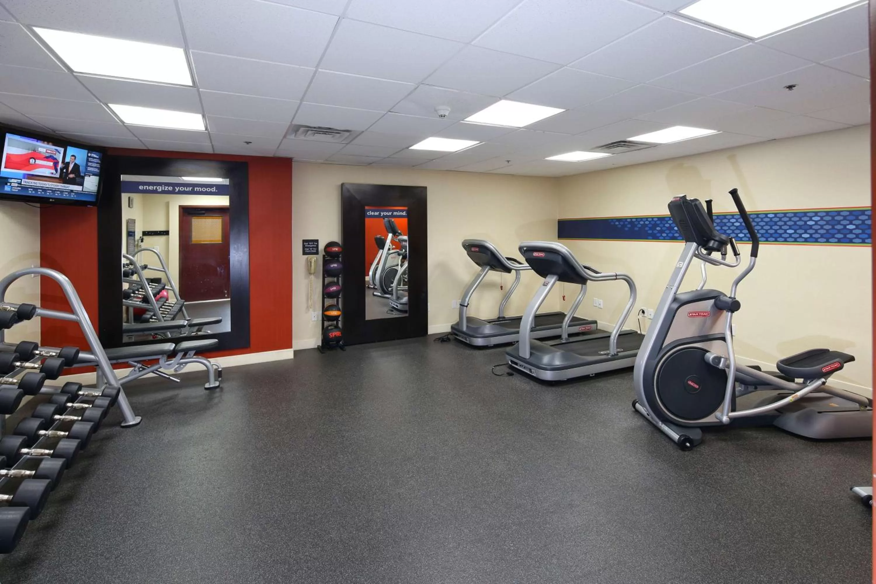 Fitness centre/facilities in Hampton Inn & Suites Tucson Mall