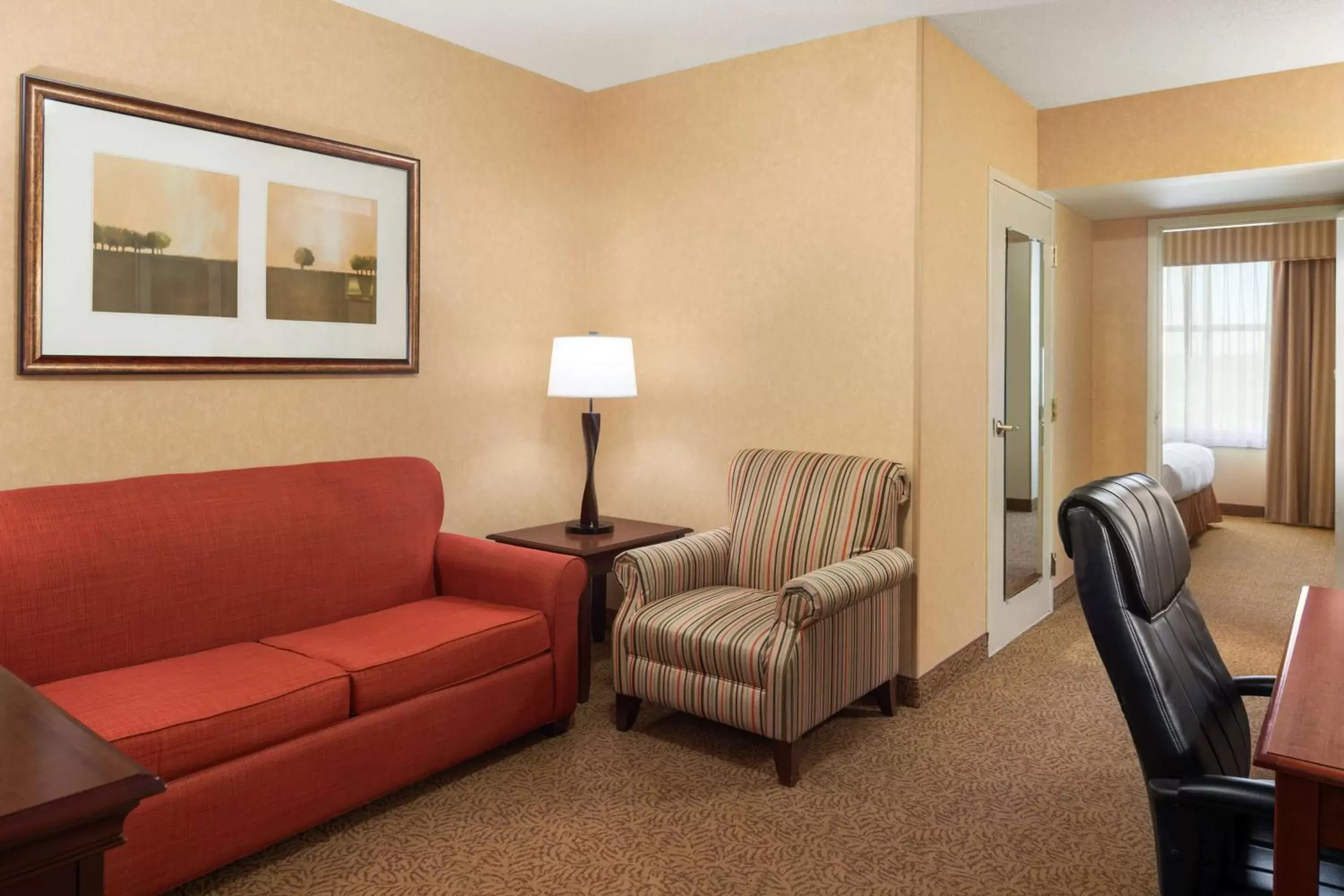 Photo of the whole room, Seating Area in Country Inn & Suites by Radisson, Cuyahoga Falls, OH