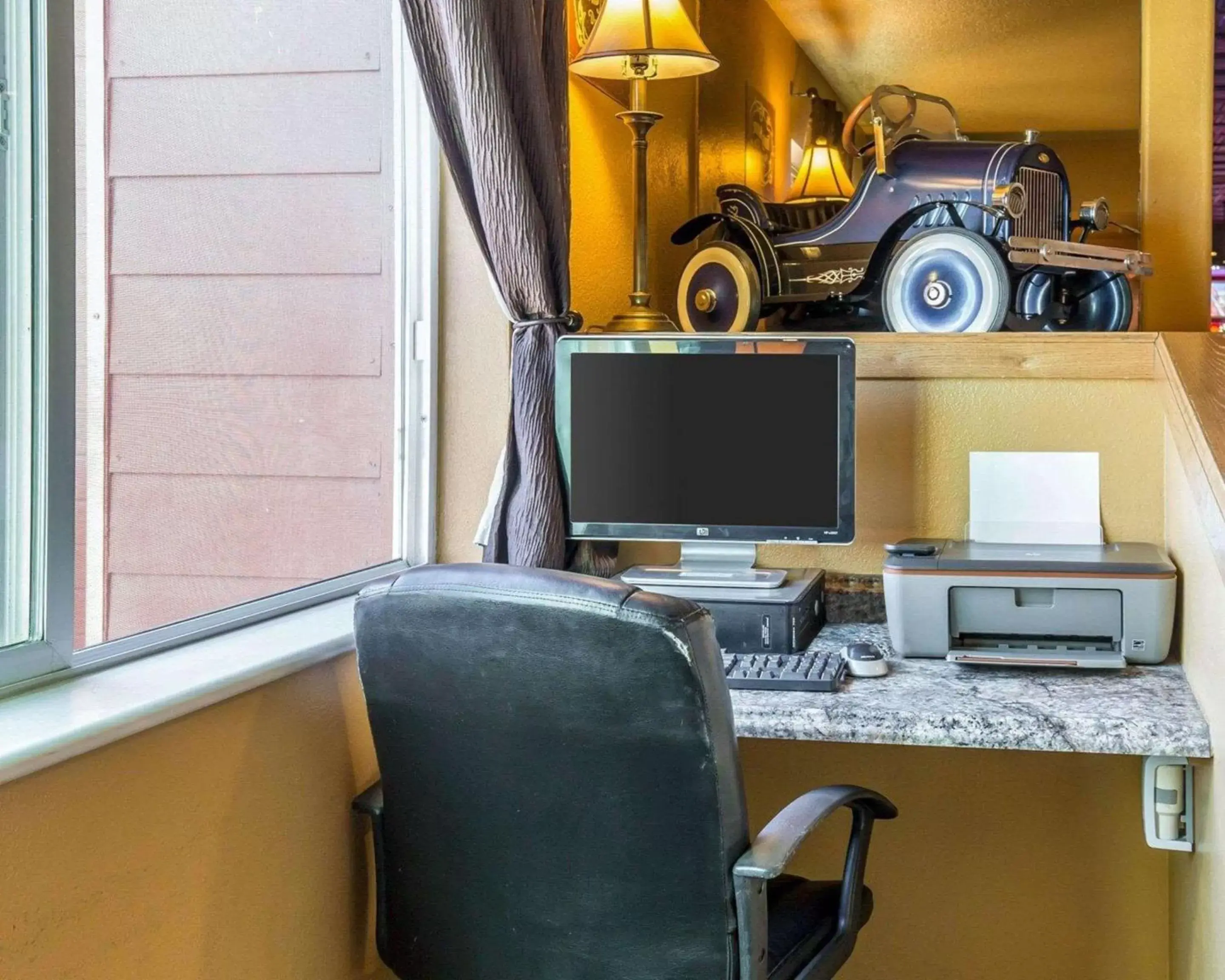 On site, Business Area/Conference Room in Quality Inn Winnemucca- Model T Casino