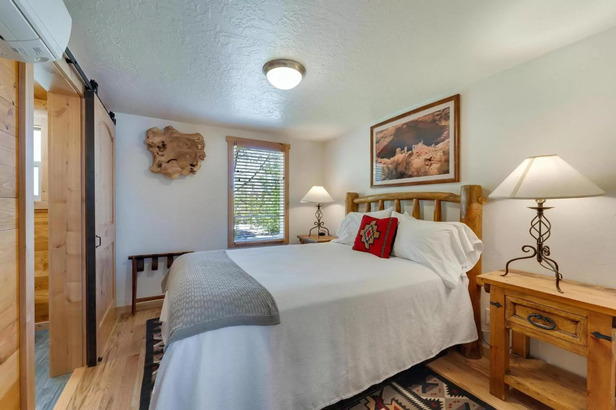 Bed in Stone Lizard Lodge