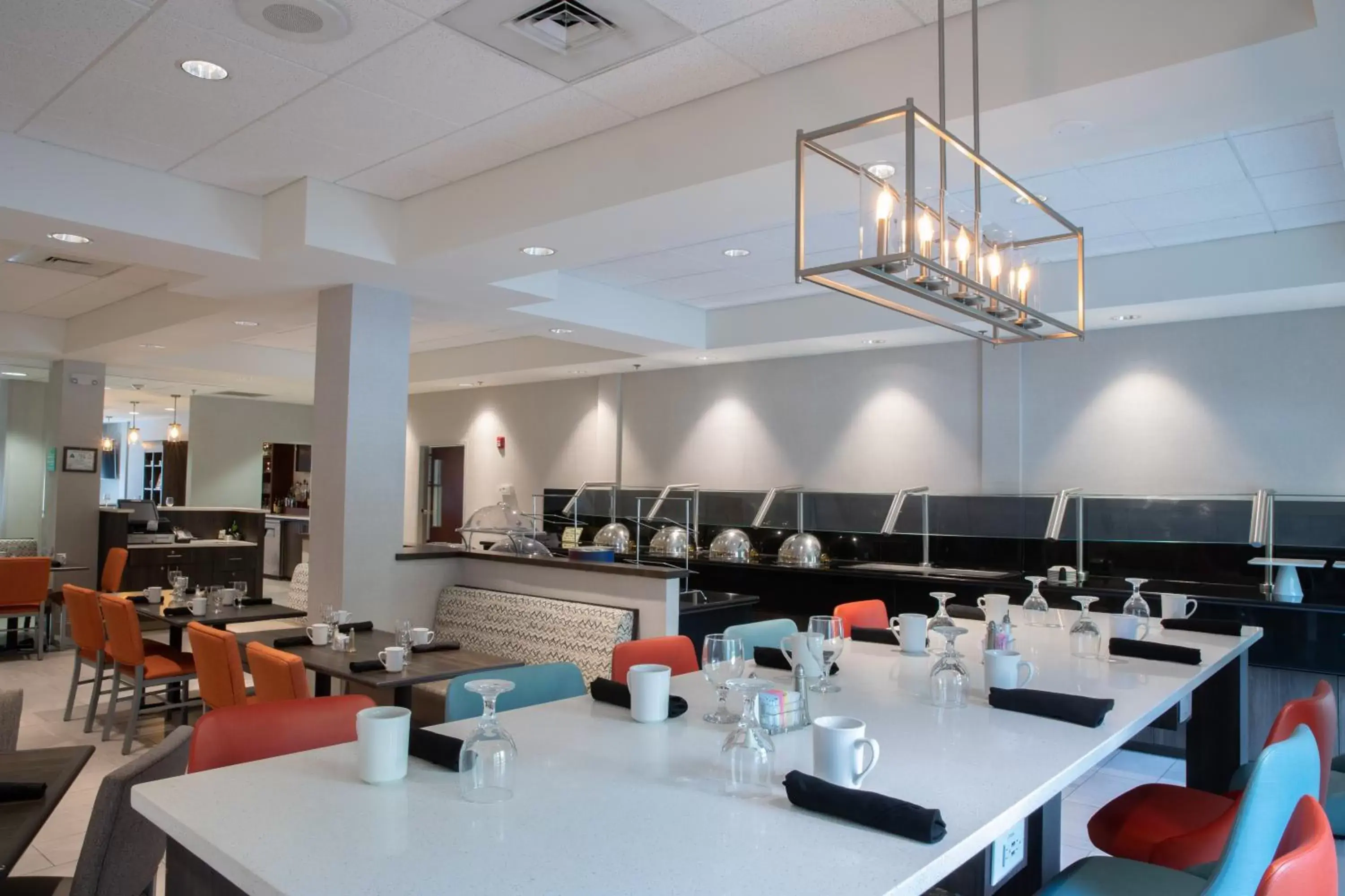 Restaurant/Places to Eat in Holiday Inn & Suites Raleigh Cary, an IHG Hotel