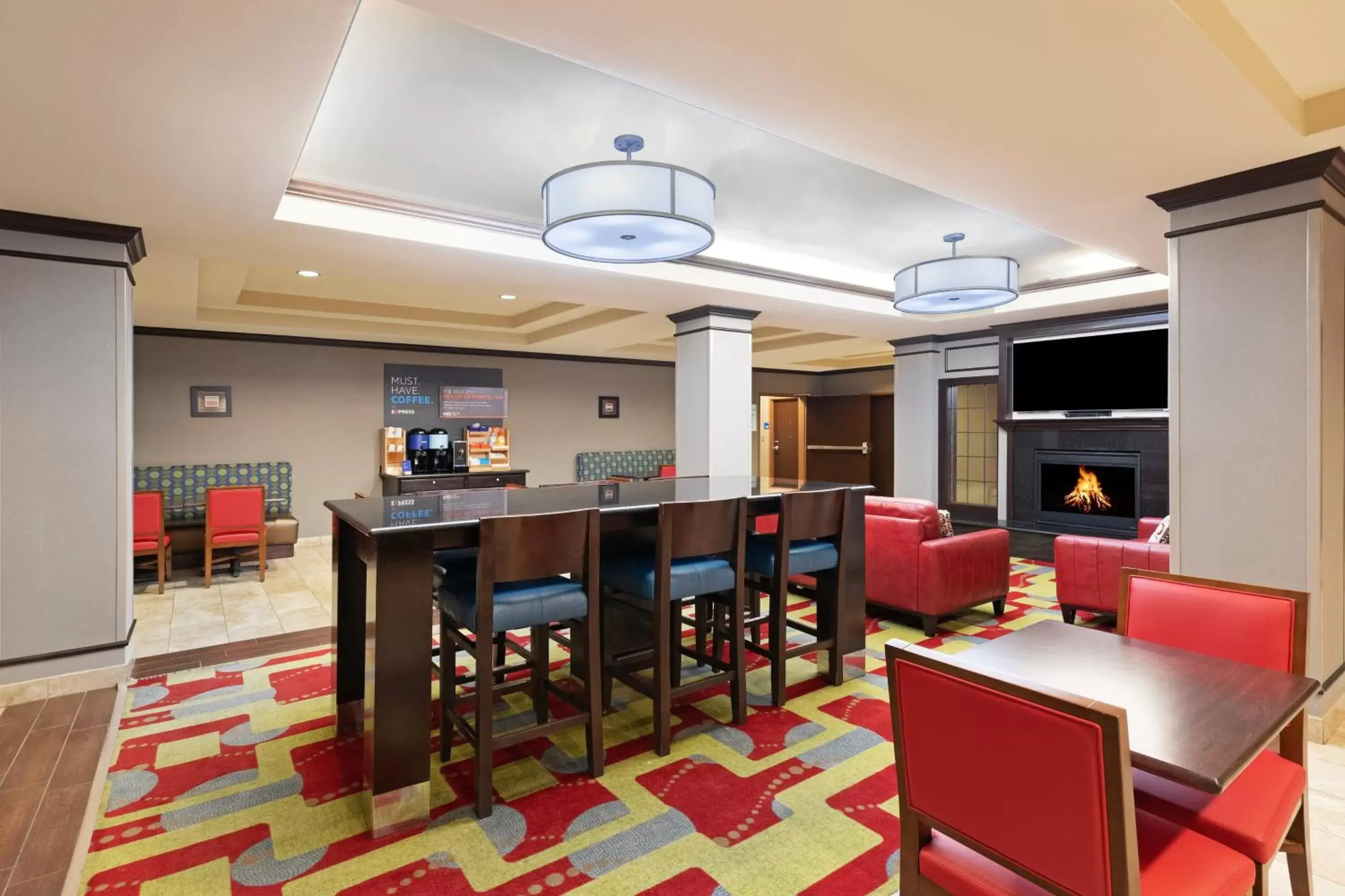 Breakfast, Restaurant/Places to Eat in Holiday Inn Express Hotel & Suites Floresville, an IHG Hotel