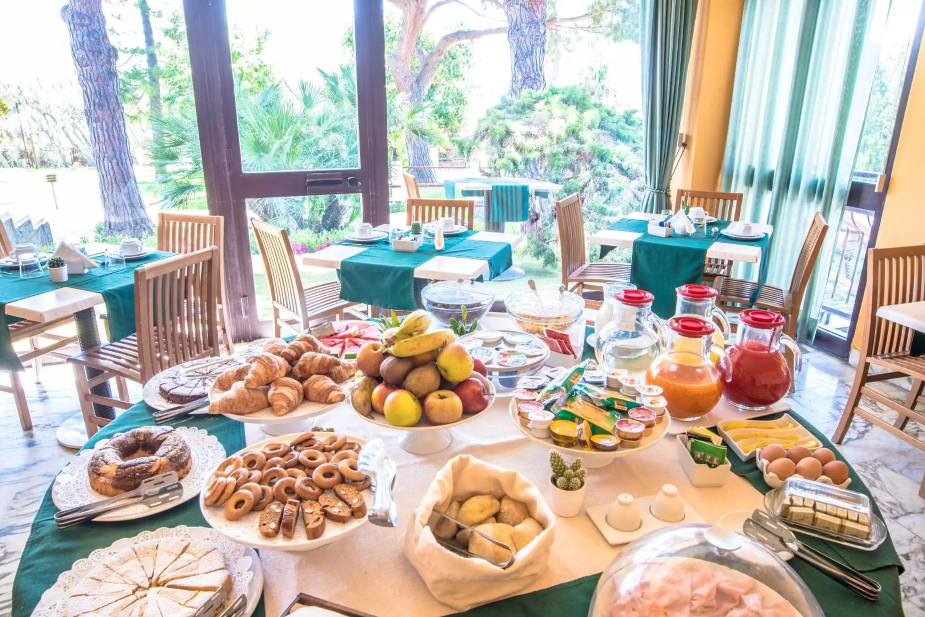 Food in Villa Morgana Resort and Spa