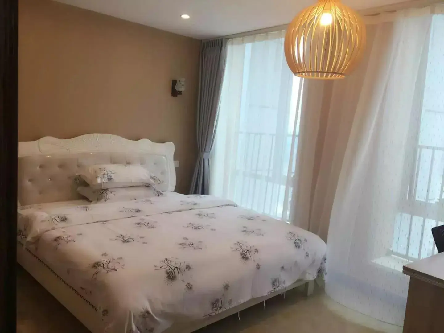 bunk bed, Bed in Guangzhou Manhattan International Apartment Zhengjia Branch