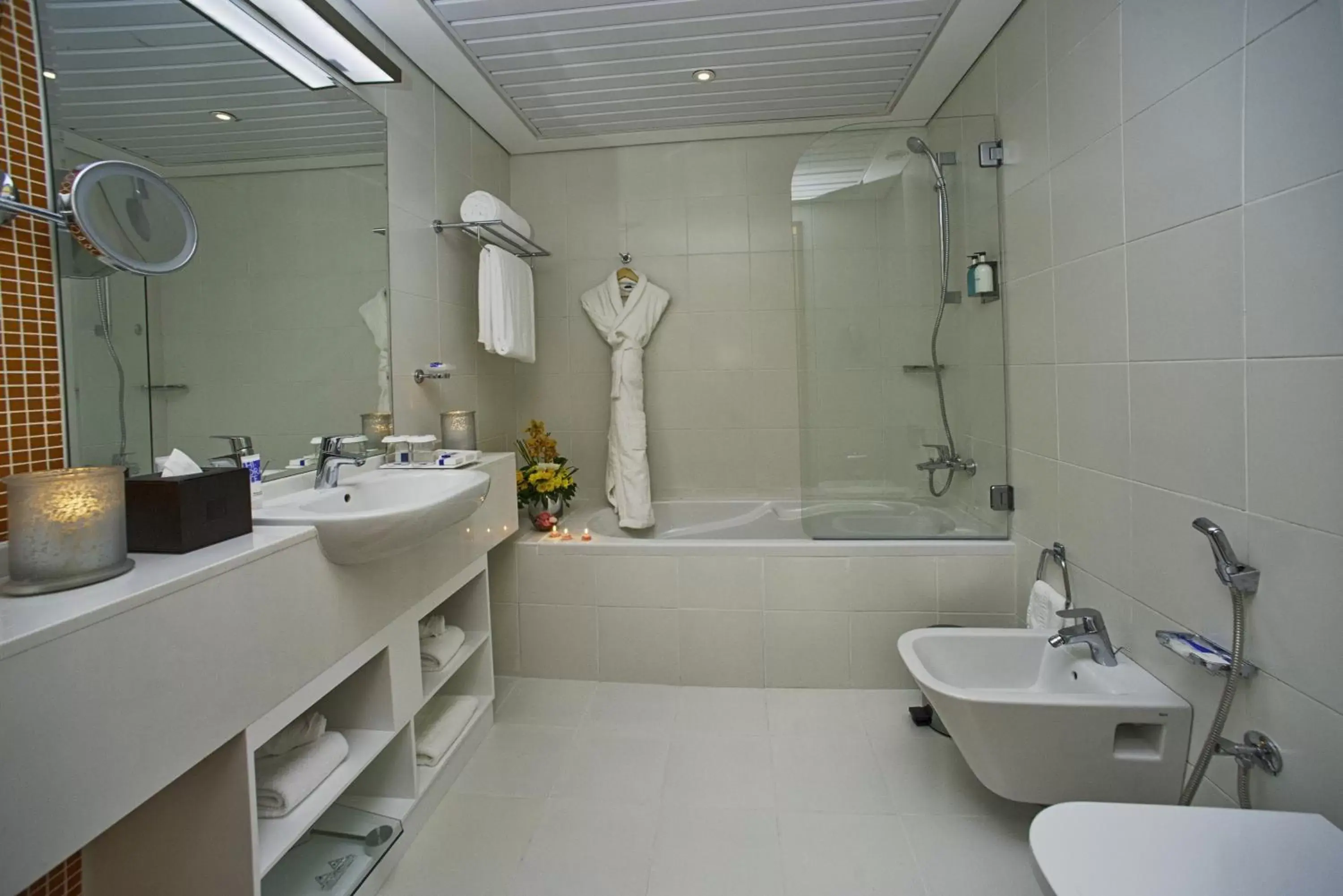 Bathroom in TRYP by Wyndham Abu Dhabi City Center