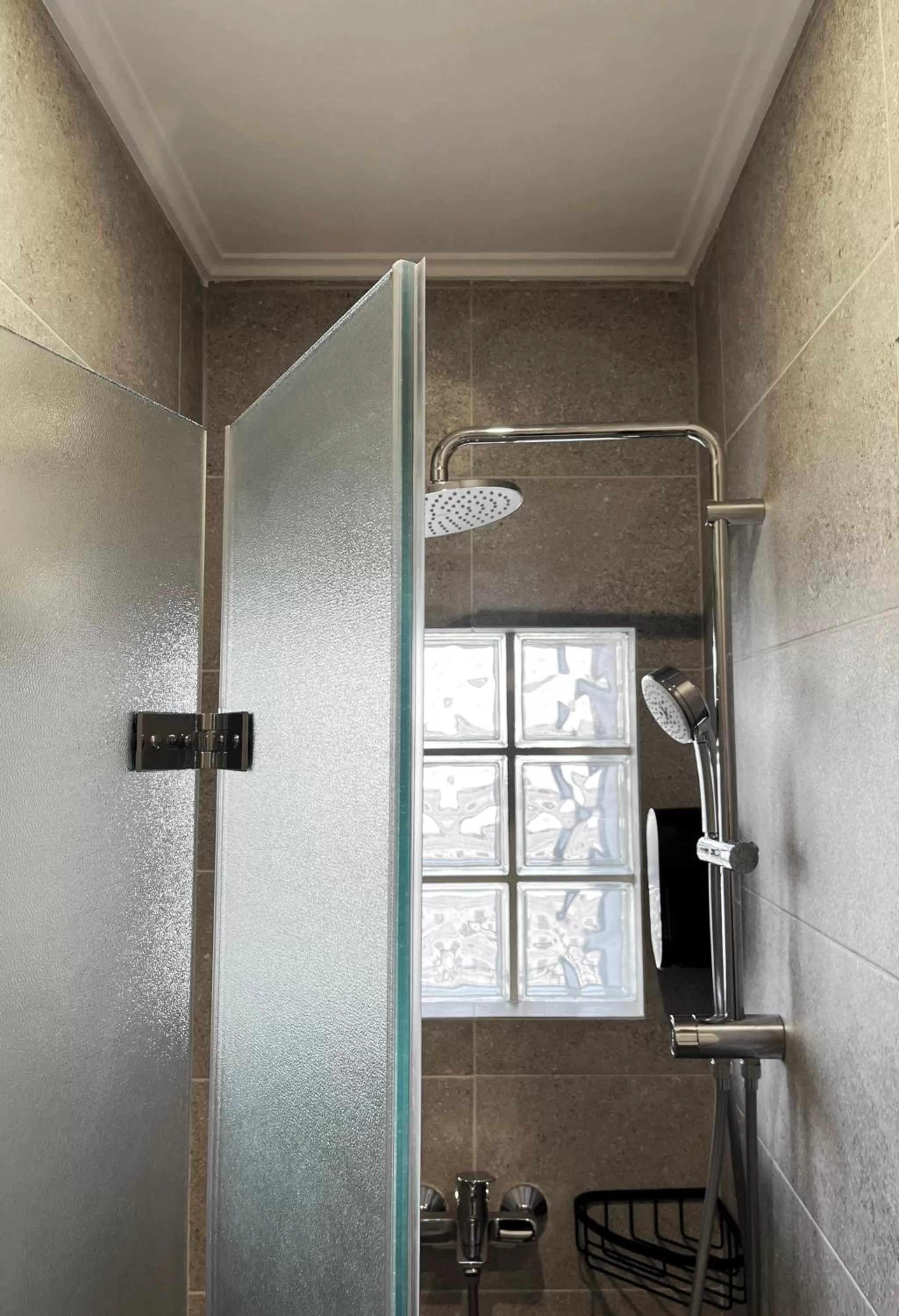 Shower in Exarchia House Project