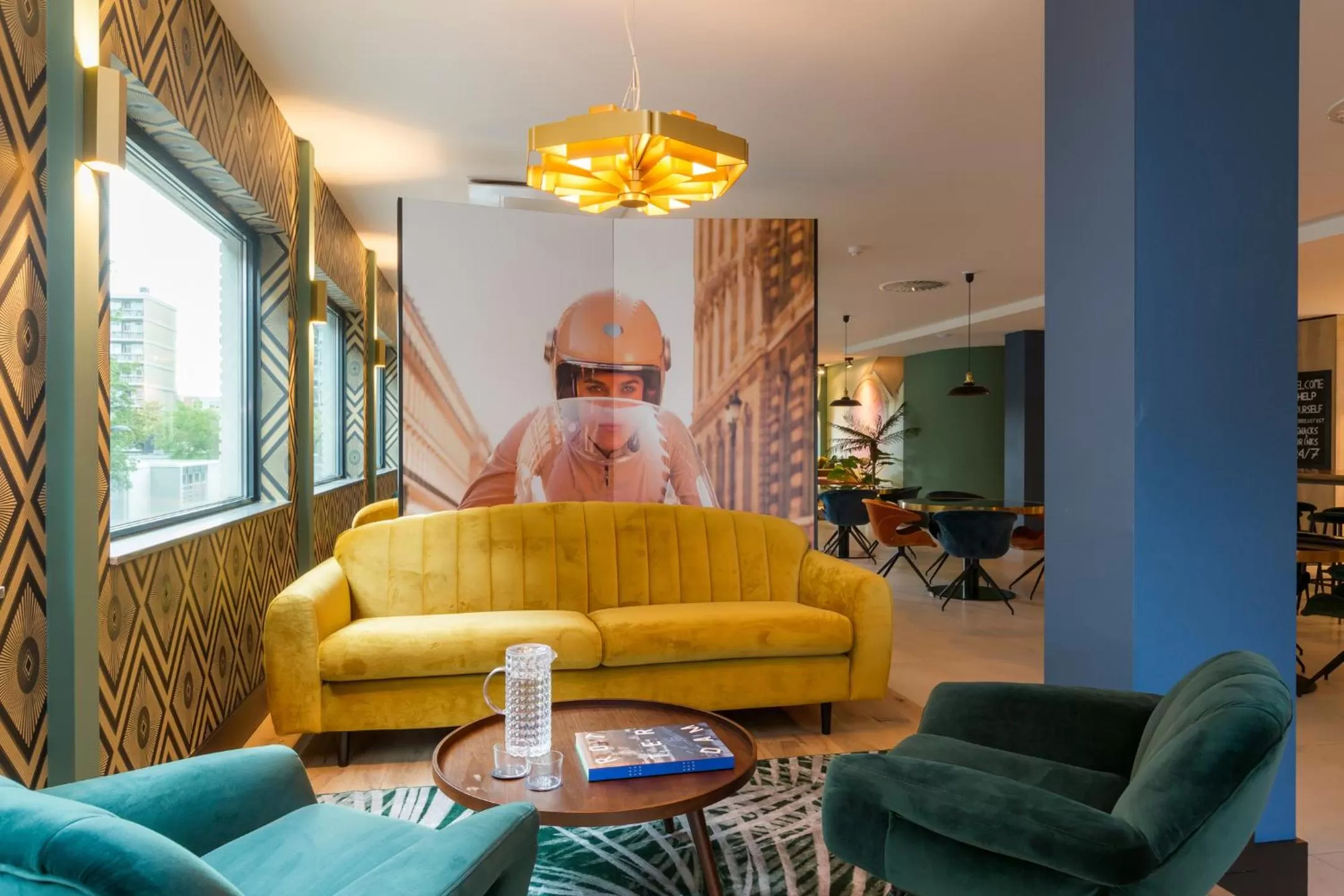 Restaurant/places to eat in The James Rotterdam