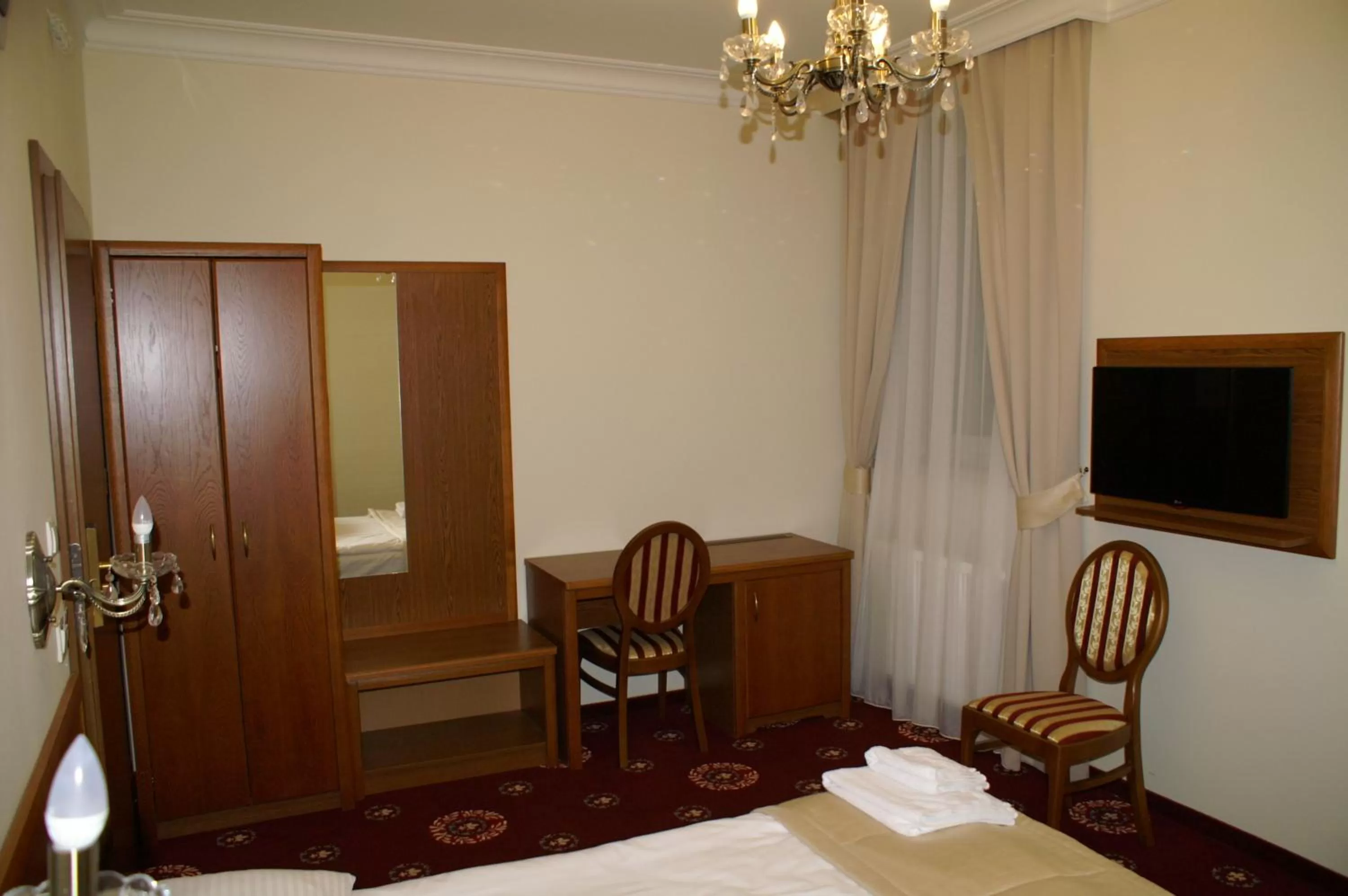 Double Room - Disability Access in Hotel President