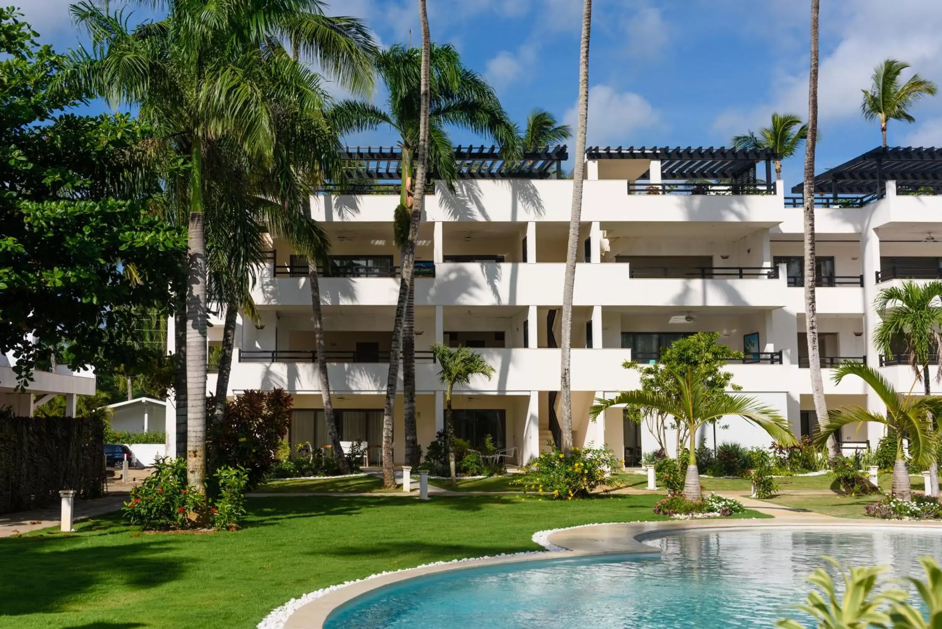 Facade/entrance in Aligio Apart-hotel & Spa - Las Terrenas