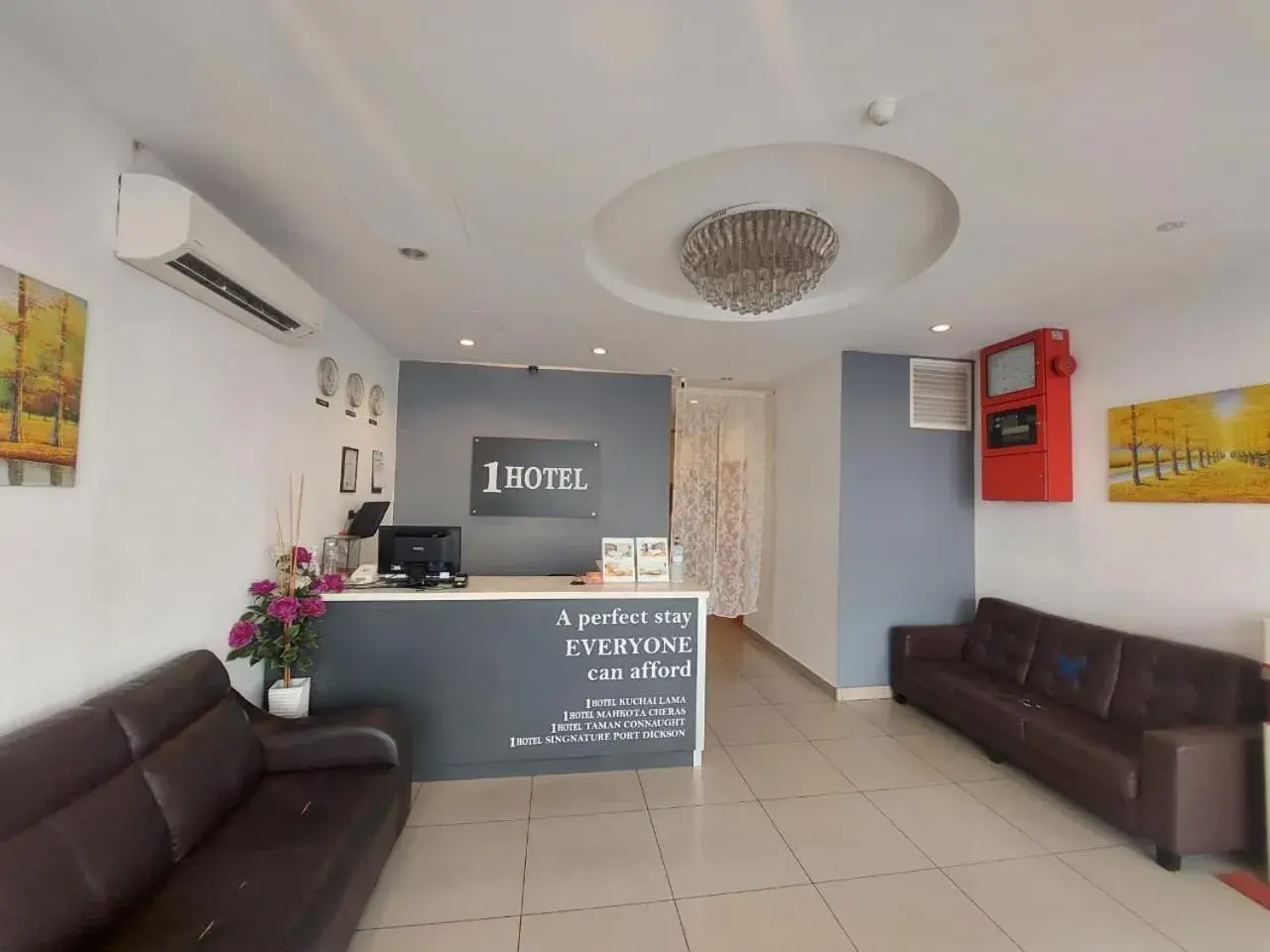 Property building in 1 Hotel Taman Connaught Property building in 1 Hotel Taman Connaught