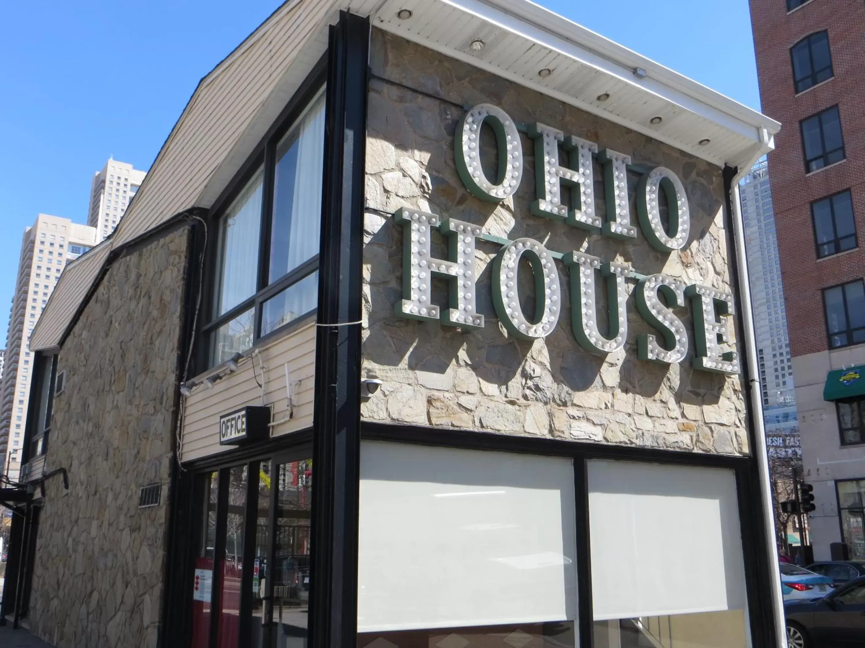 Facade/entrance, Property Building in Ohio House Motel