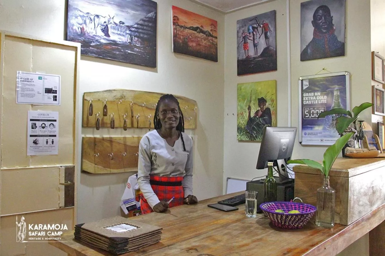 Lobby or reception in Kara-Tunga Safari Camp