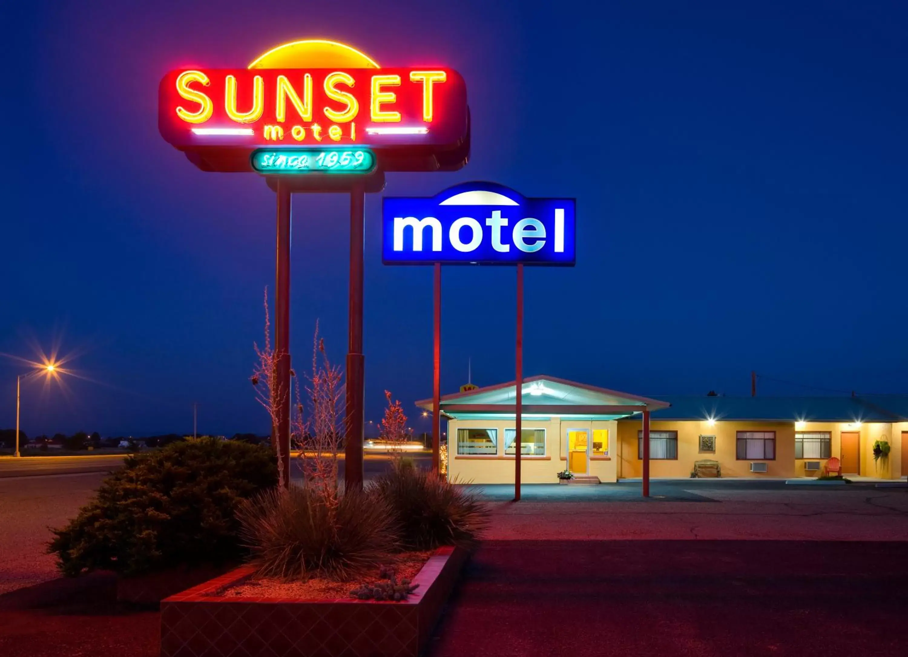 Street view, Property Building in Sunset Motel Moriarty
