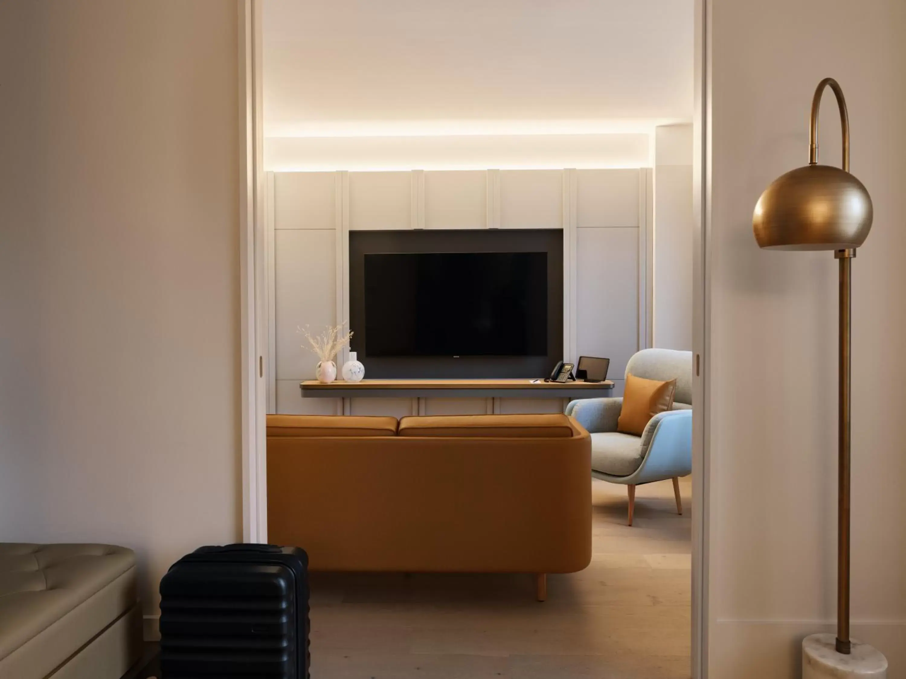 TV and multimedia, TV/Entertainment Center in The Porter House Hotel Sydney - MGallery
