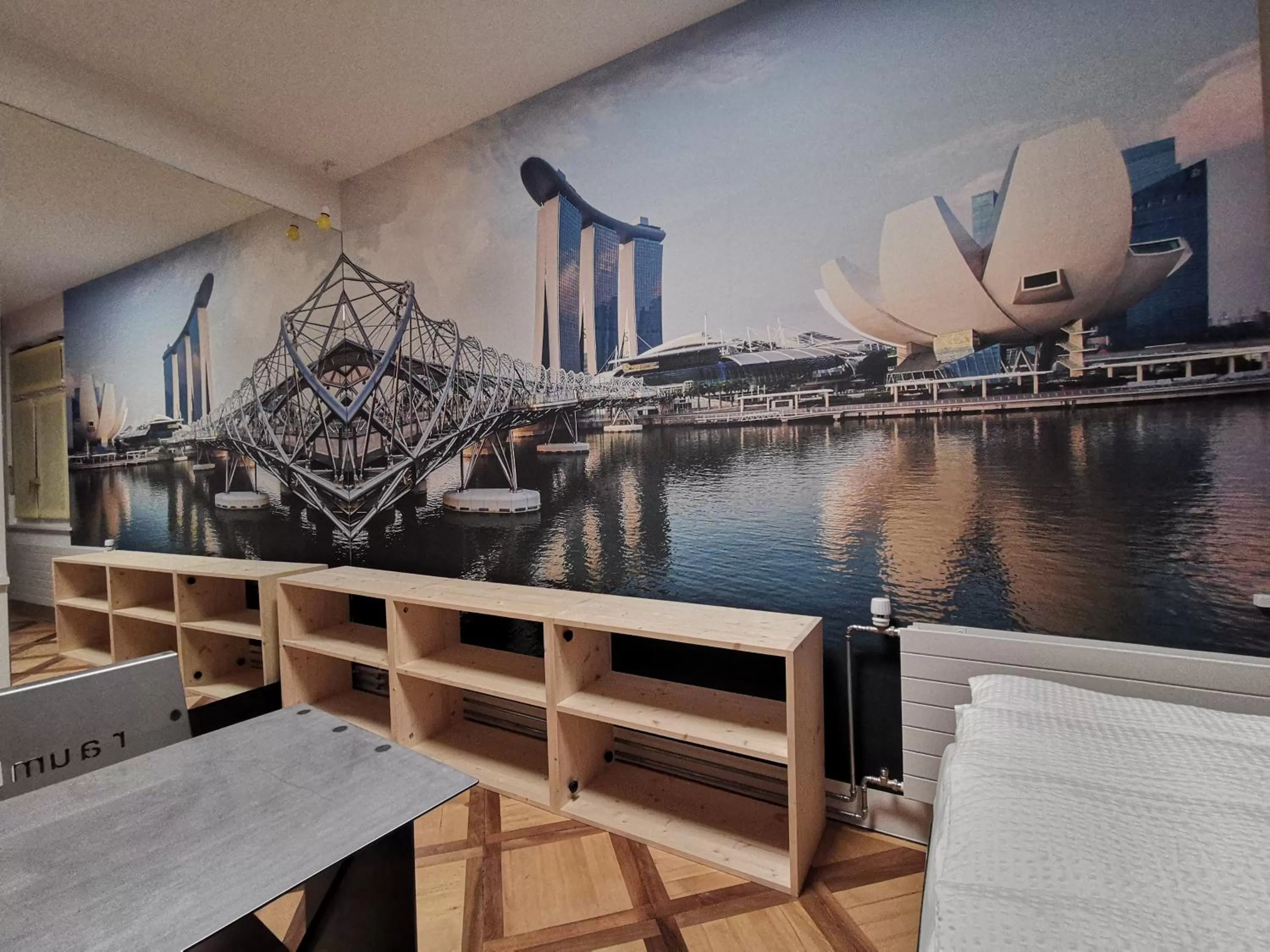 Decorative detail in Boutique Hotel BS16 before Bern City Parking gratis