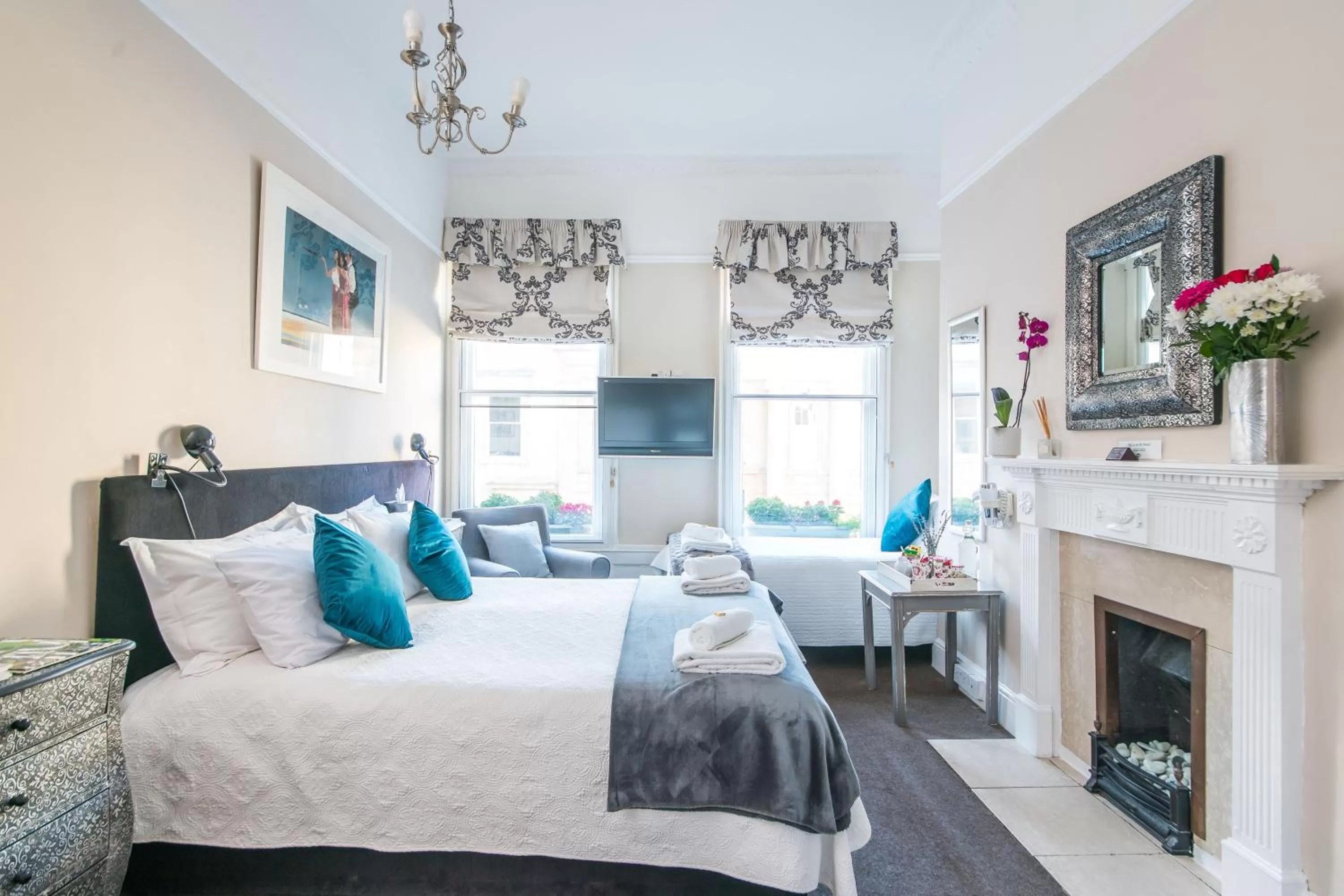 Bed in The Henry Guest House